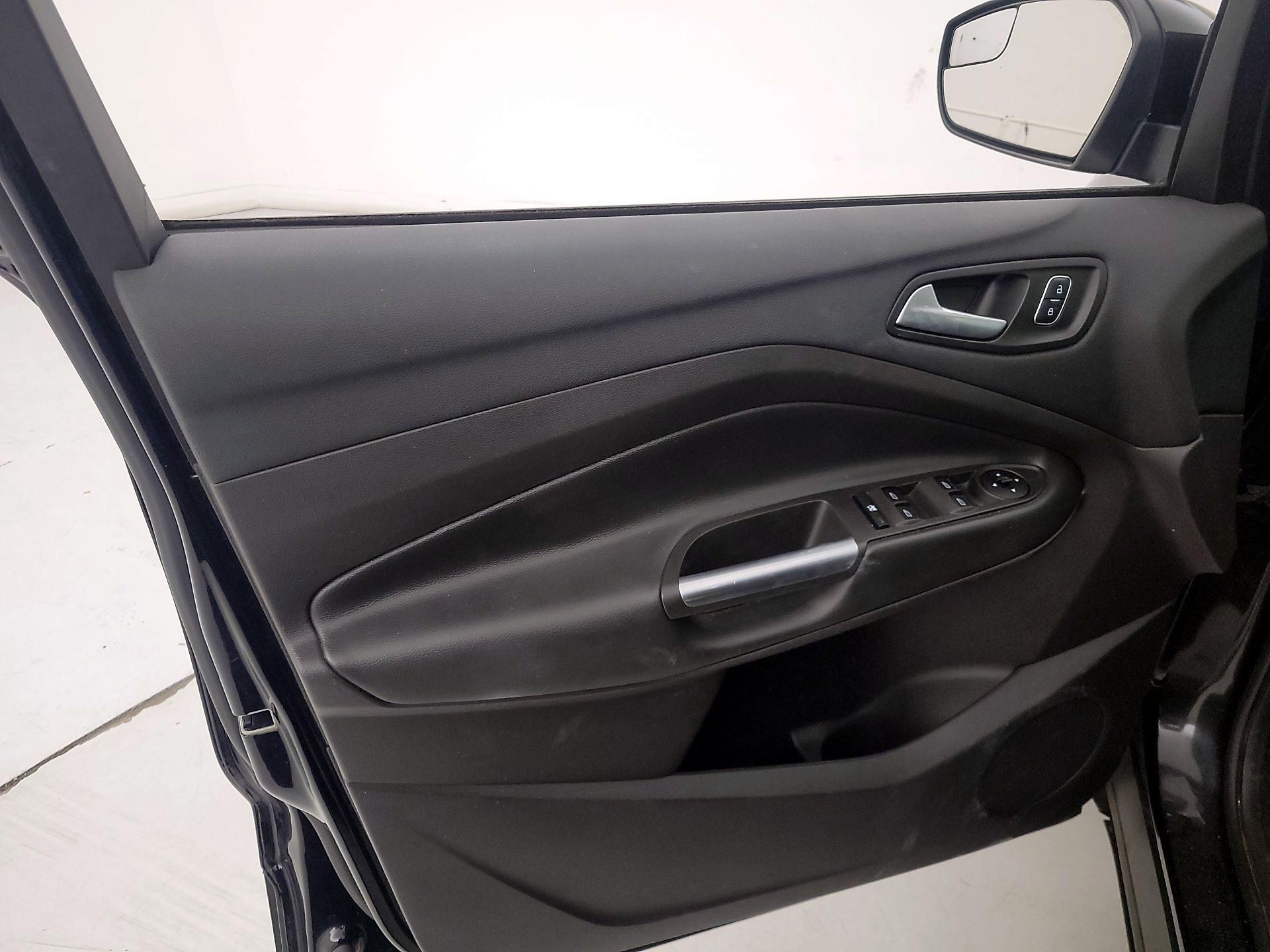 Thumbnail: 2018 Ford Escape - 12