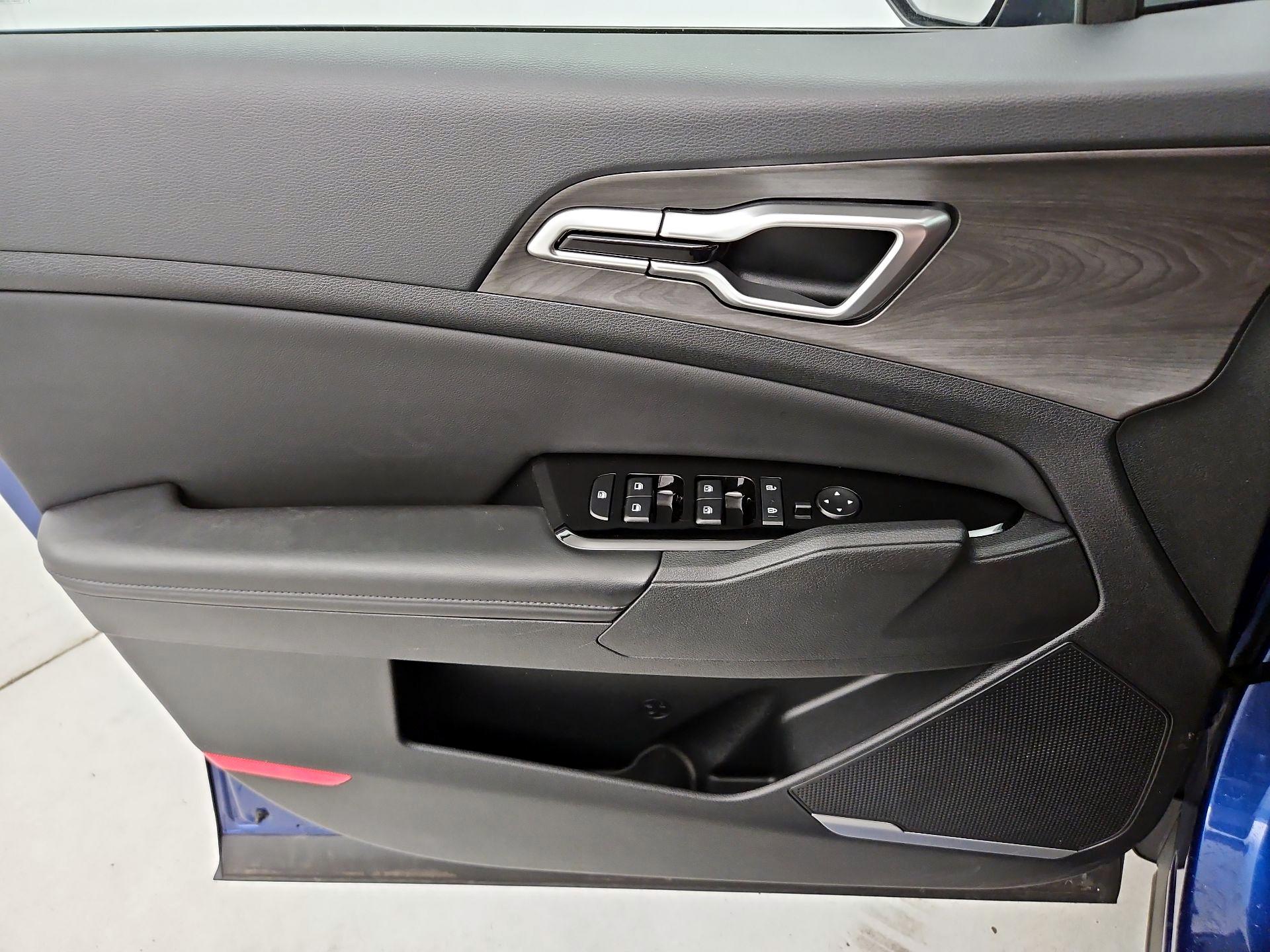 Thumbnail: 2024 Kia Sportage - 12