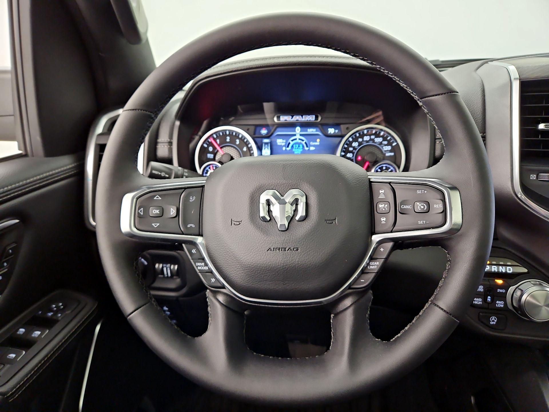 Thumbnail: 2025 RAM 1500 - 10
