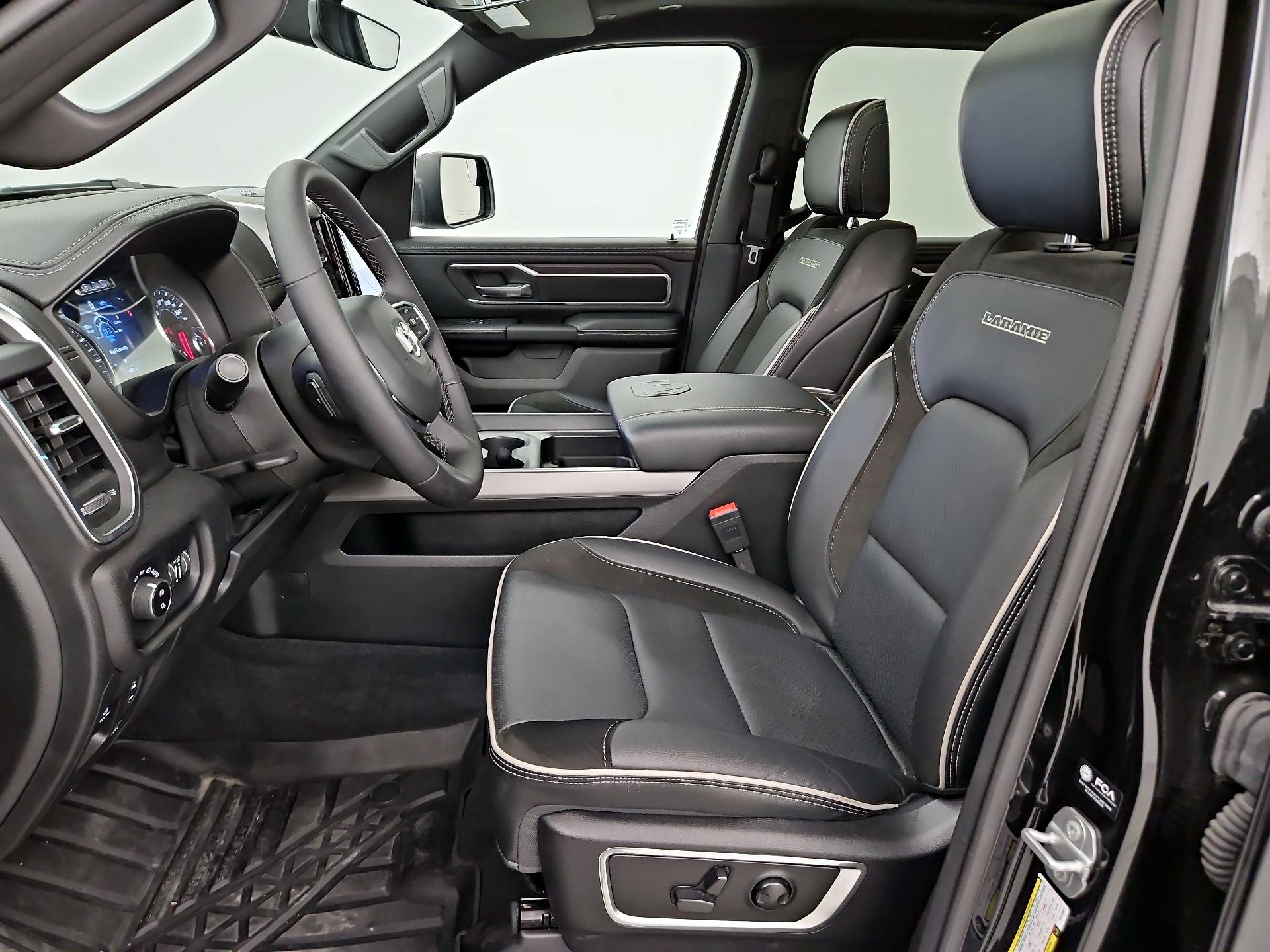 Thumbnail: 2025 RAM 1500 - 11