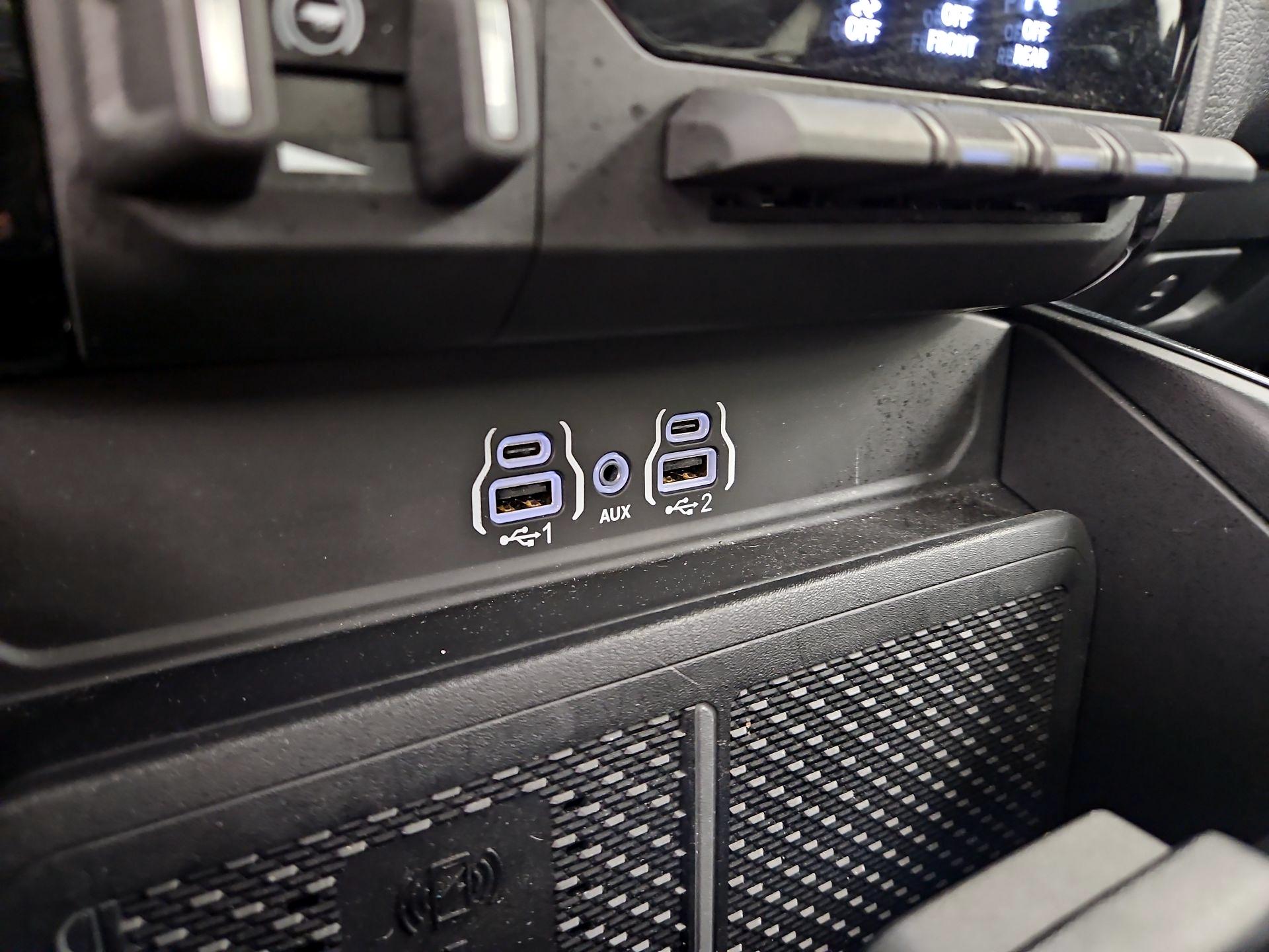 Thumbnail: 2025 RAM 1500 - 19