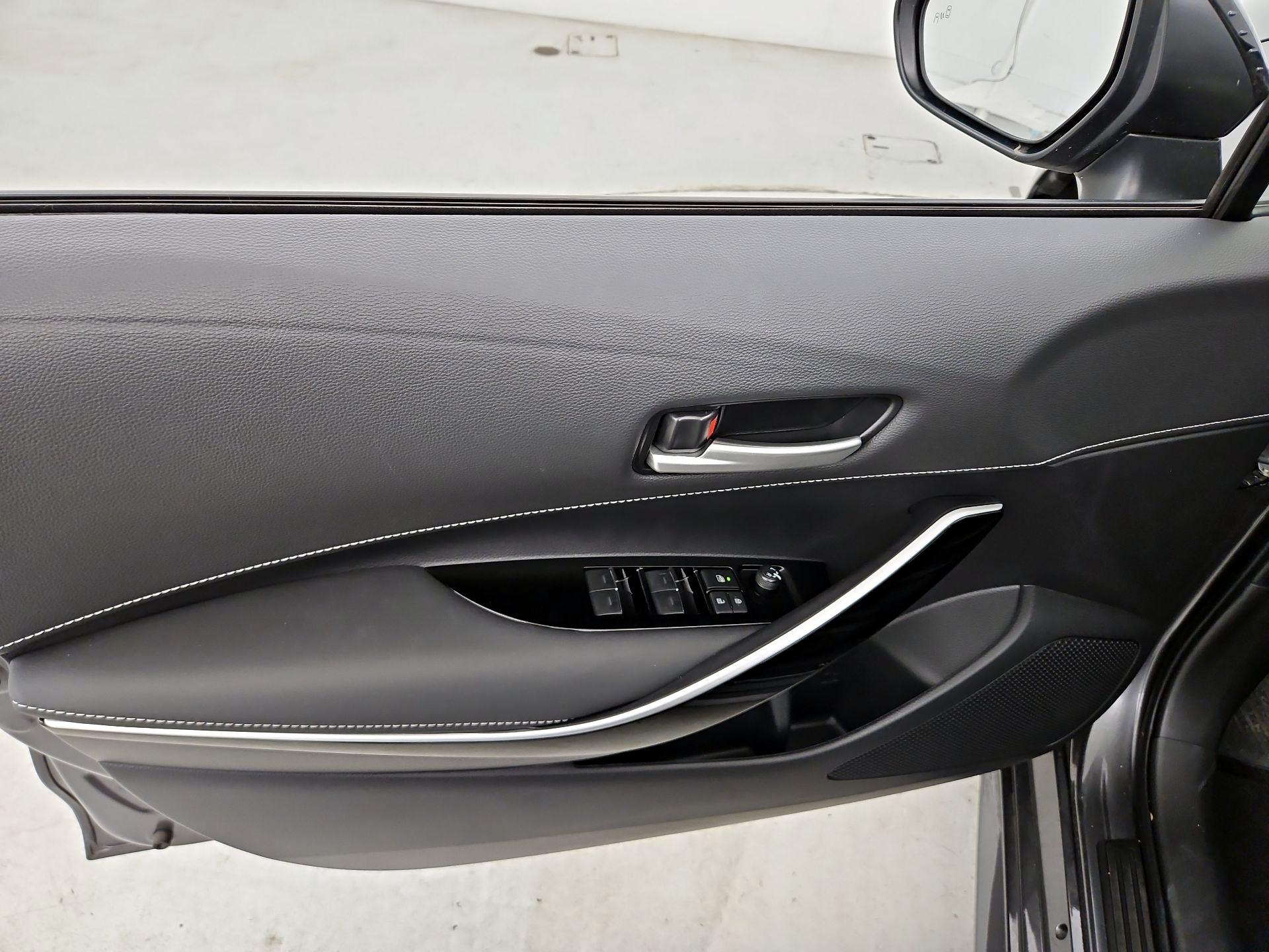 Thumbnail: 2025 Toyota Corolla - 12