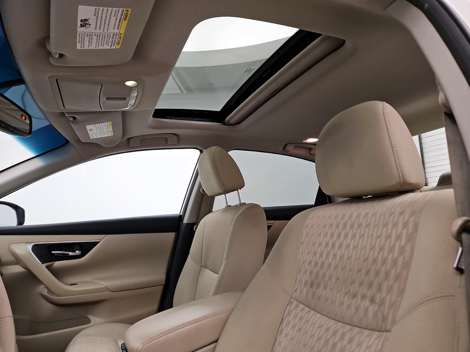 2017 Nissan Altima SV - Photo 20