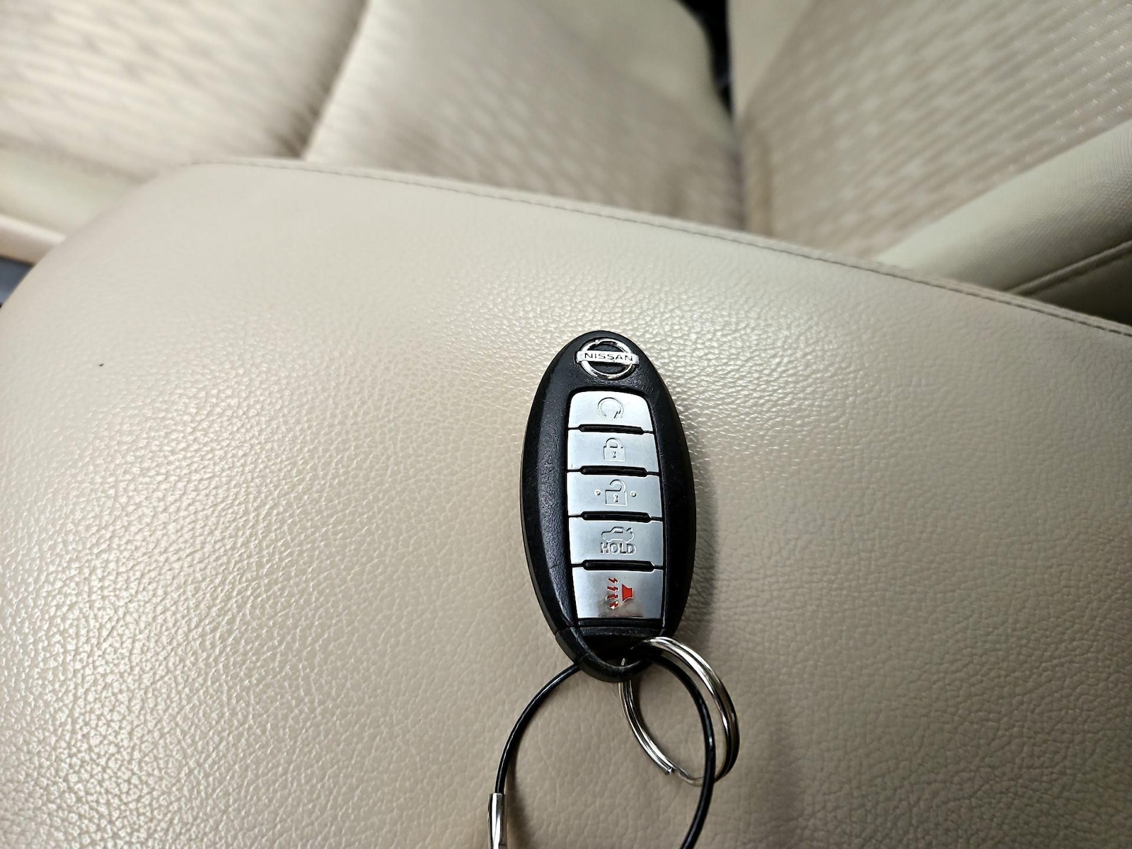 2017 Nissan Altima SV - Photo 24