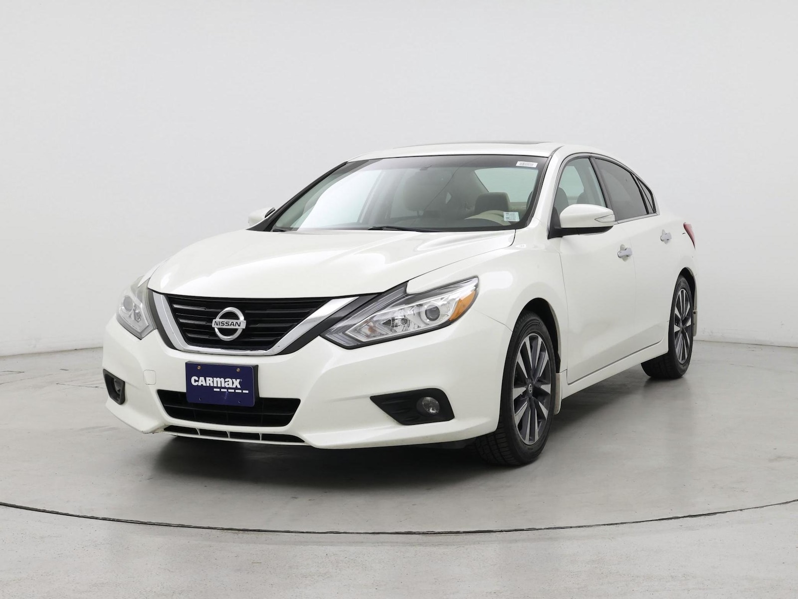 2017 Nissan Altima SV - Photo 5