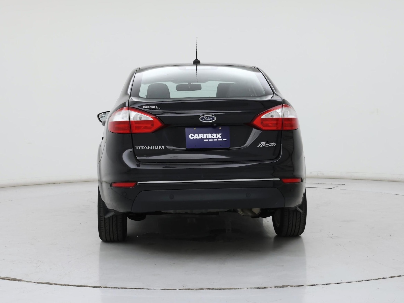 2018 Ford Fiesta Titanium - Photo 7