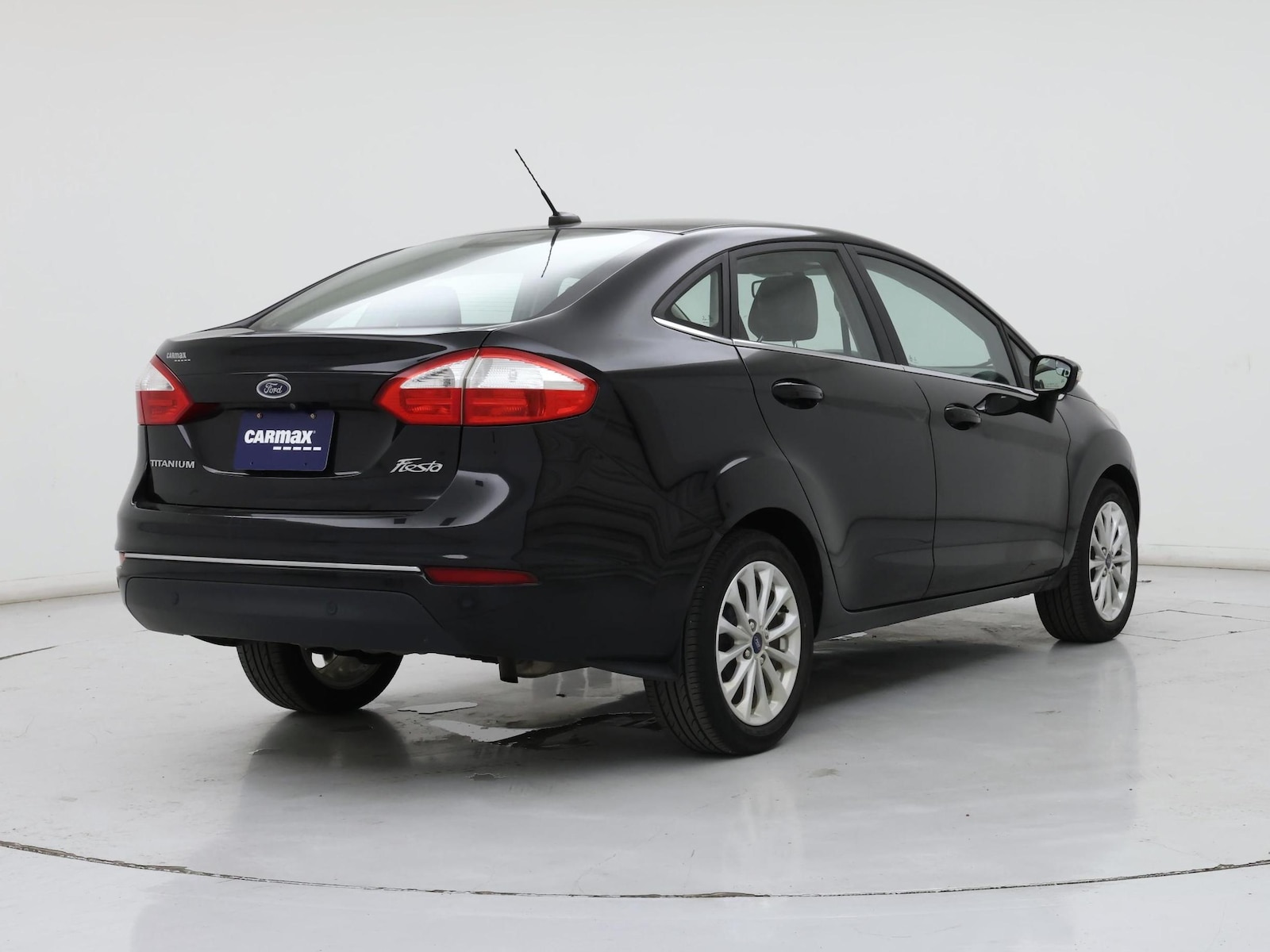 2018 Ford Fiesta Titanium - Photo 9