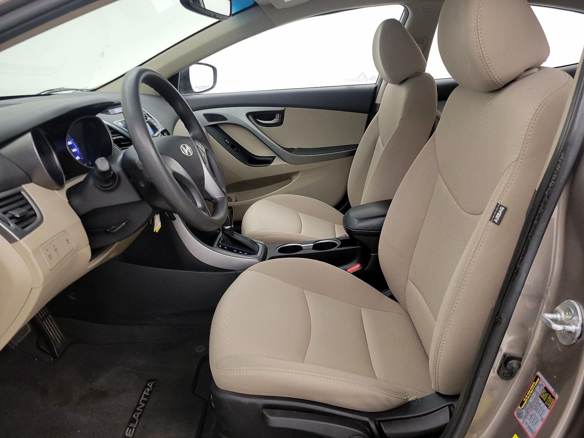 Thumbnail: 2016 Hyundai Elantra - 11