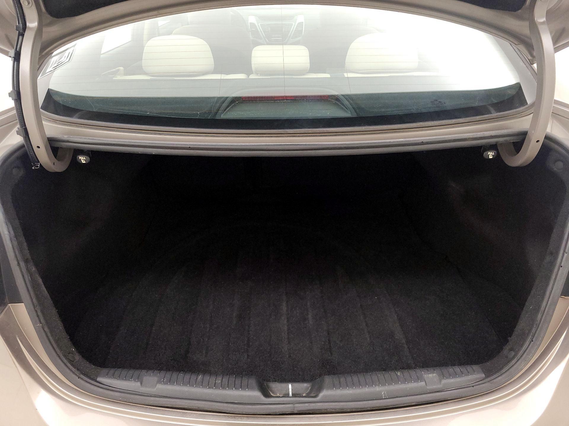 Thumbnail: 2016 Hyundai Elantra - 19