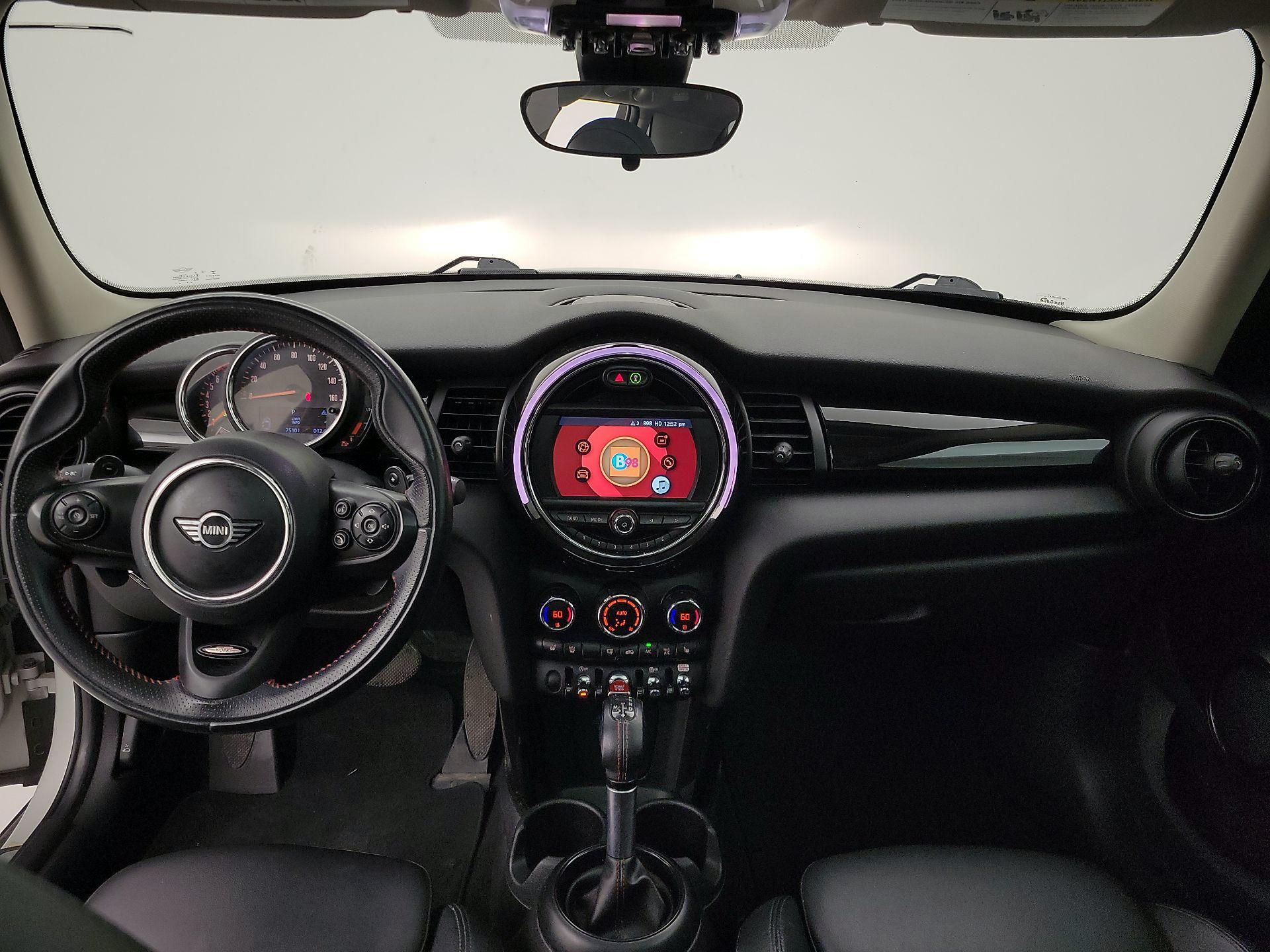 Thumbnail: 2019 MINI Cooper Hardtop - 9