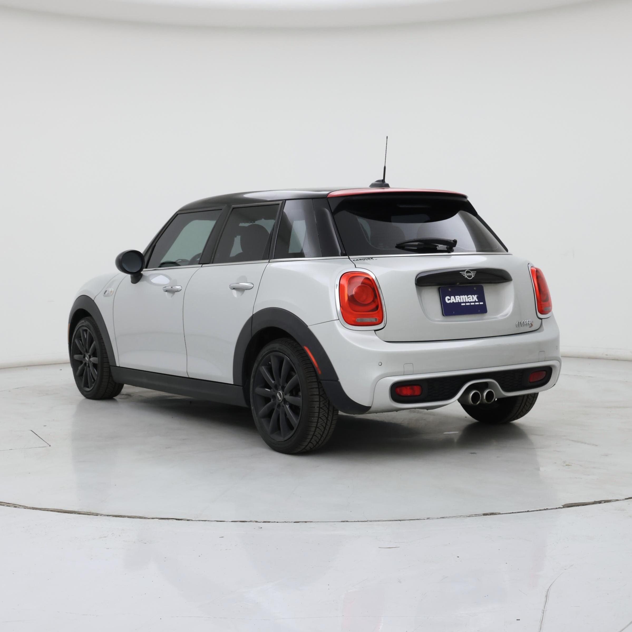 Thumbnail: 2019 MINI Cooper Hardtop - 2