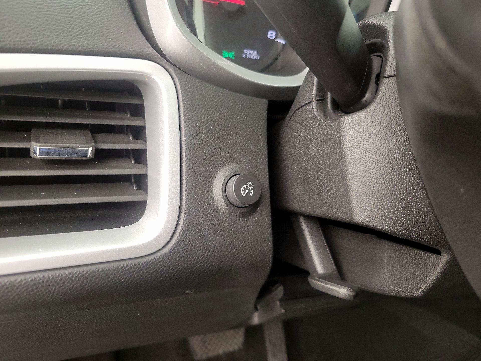 Thumbnail: 2017 Chevrolet Equinox - 13