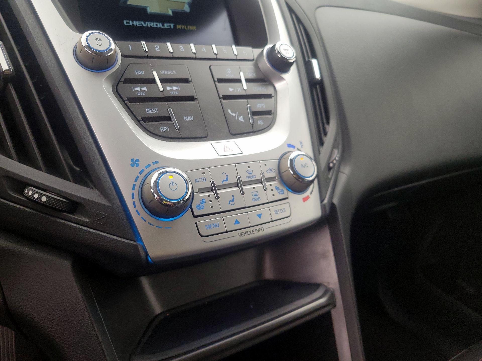 Thumbnail: 2017 Chevrolet Equinox - 16