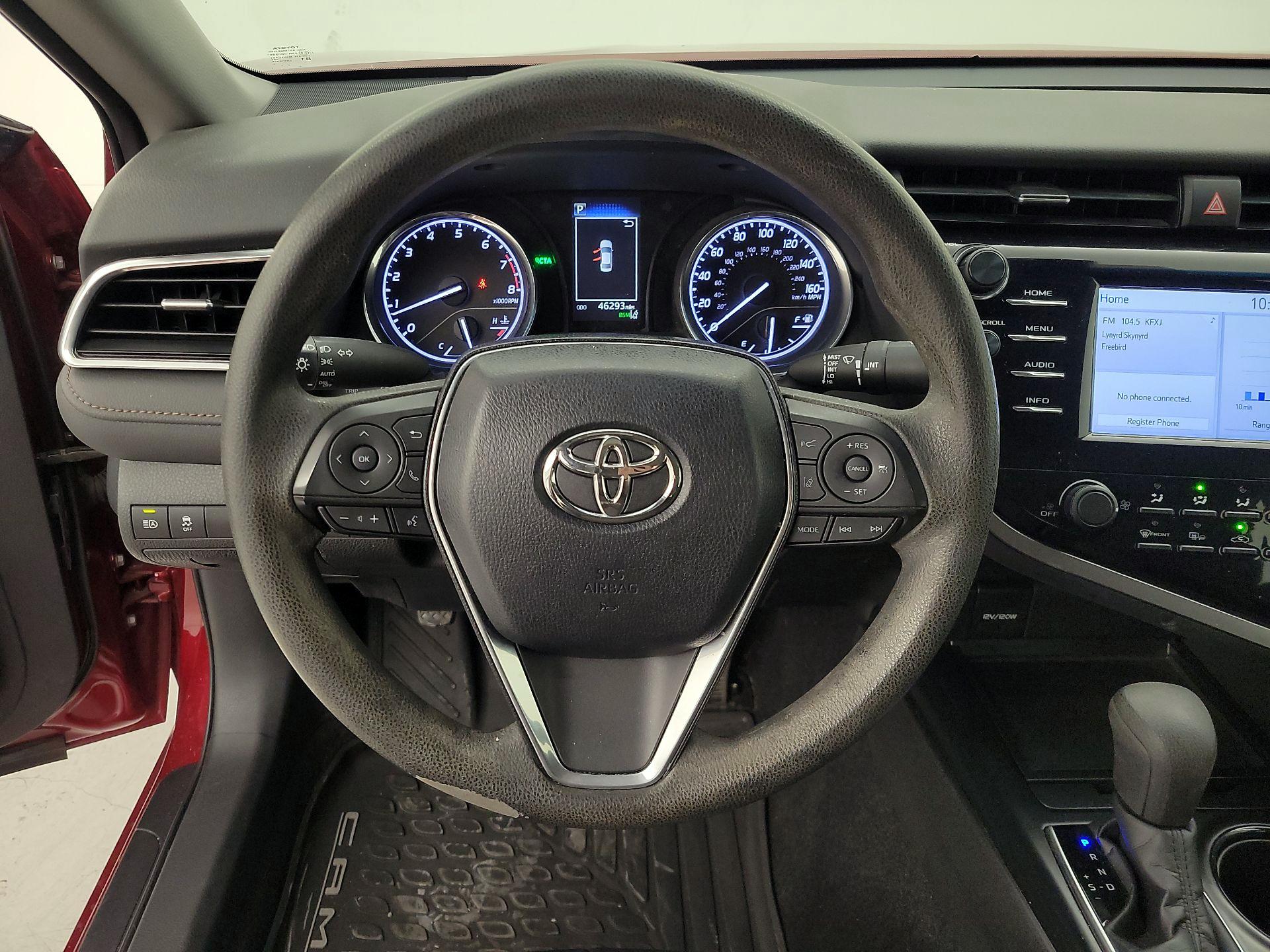 Thumbnail: 2018 Toyota Camry - 10