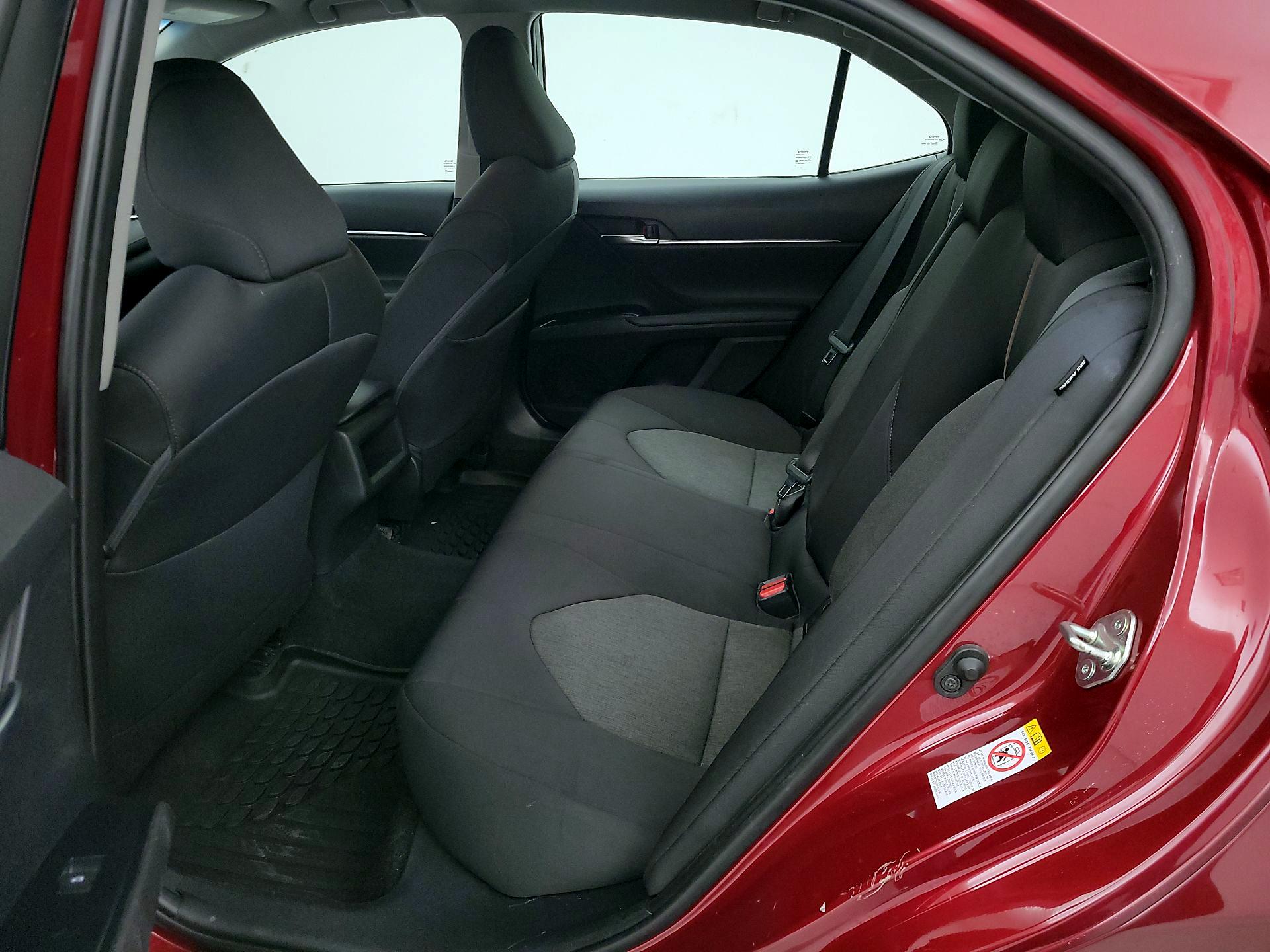 Thumbnail: 2018 Toyota Camry - 19