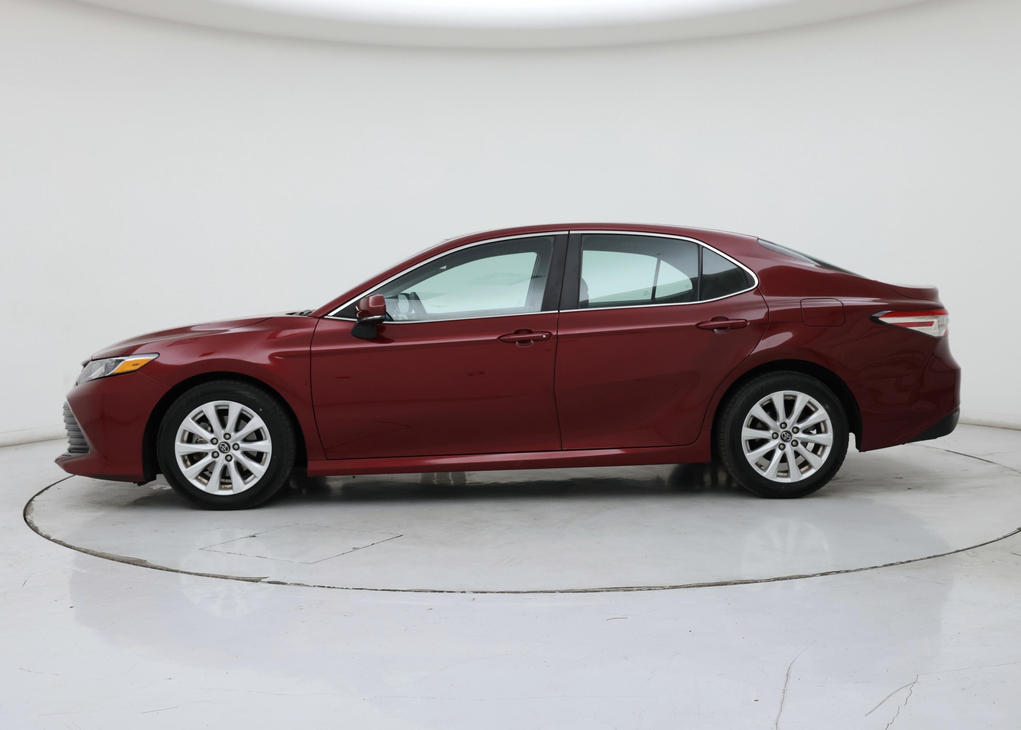Thumbnail: 2018 Toyota Camry - 3