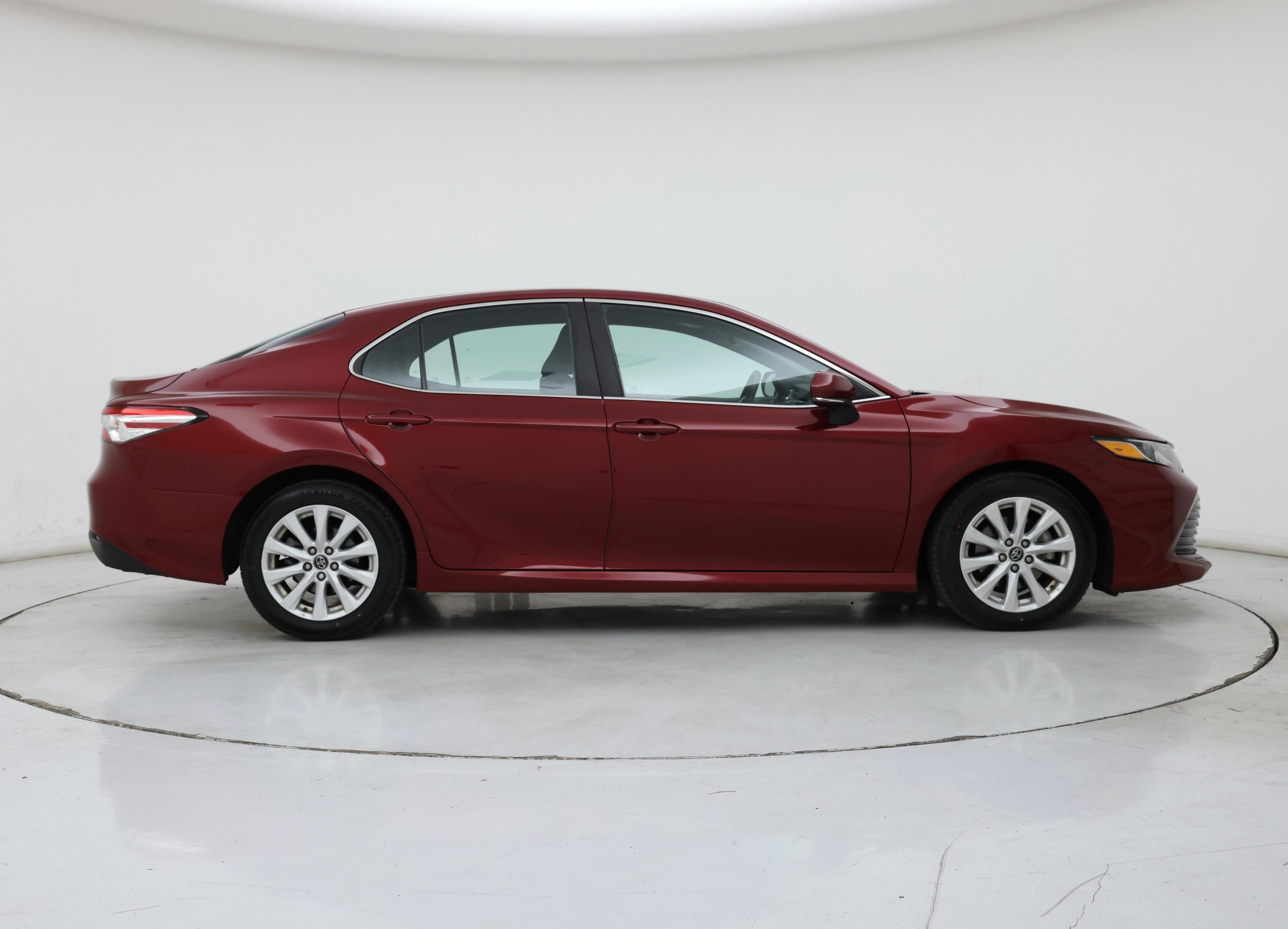 Thumbnail: 2018 Toyota Camry - 7