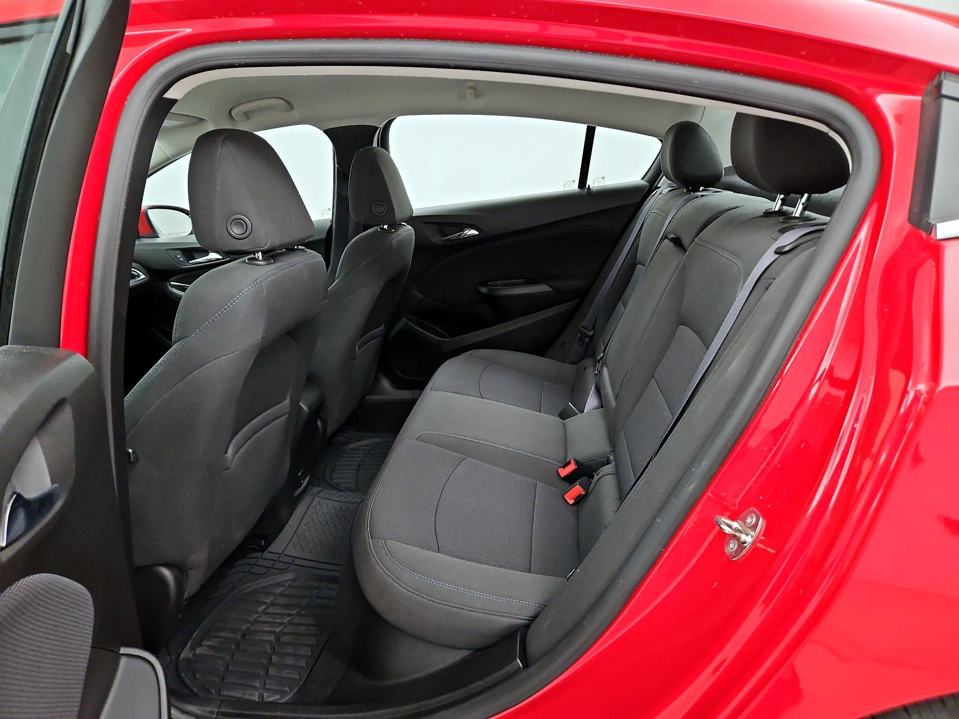 Thumbnail: 2017 Chevrolet Cruze - 19