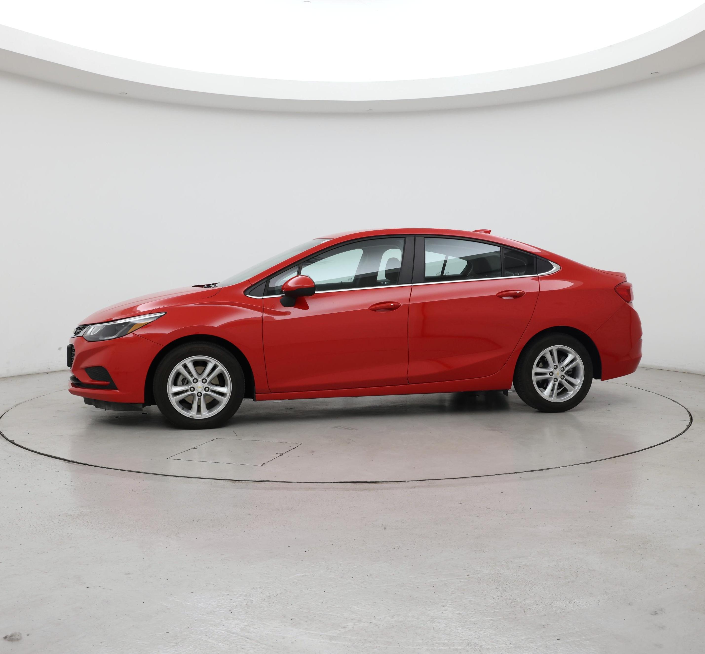 Thumbnail: 2017 Chevrolet Cruze - 3