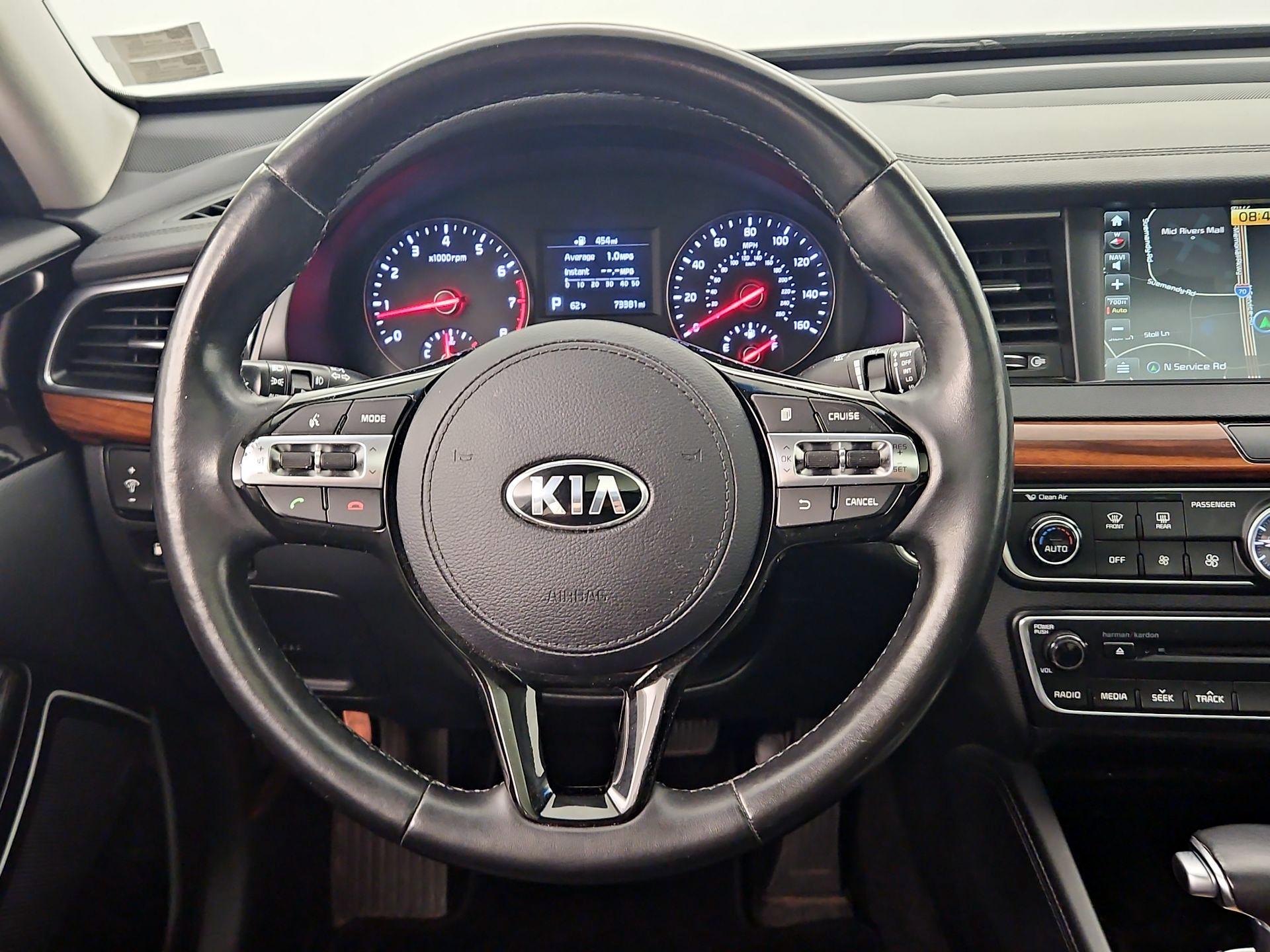 Thumbnail: 2017 Kia Cadenza - 10