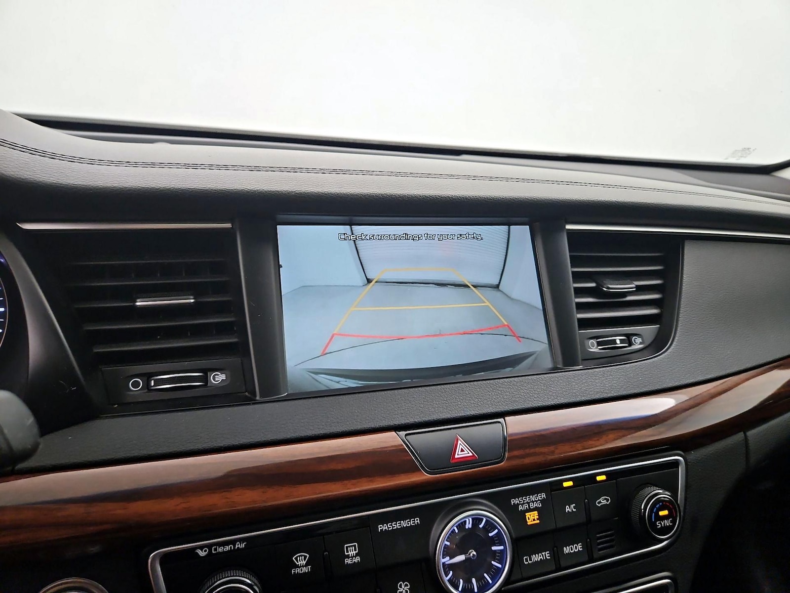 2017 Kia Cadenza Premium - Photo 16