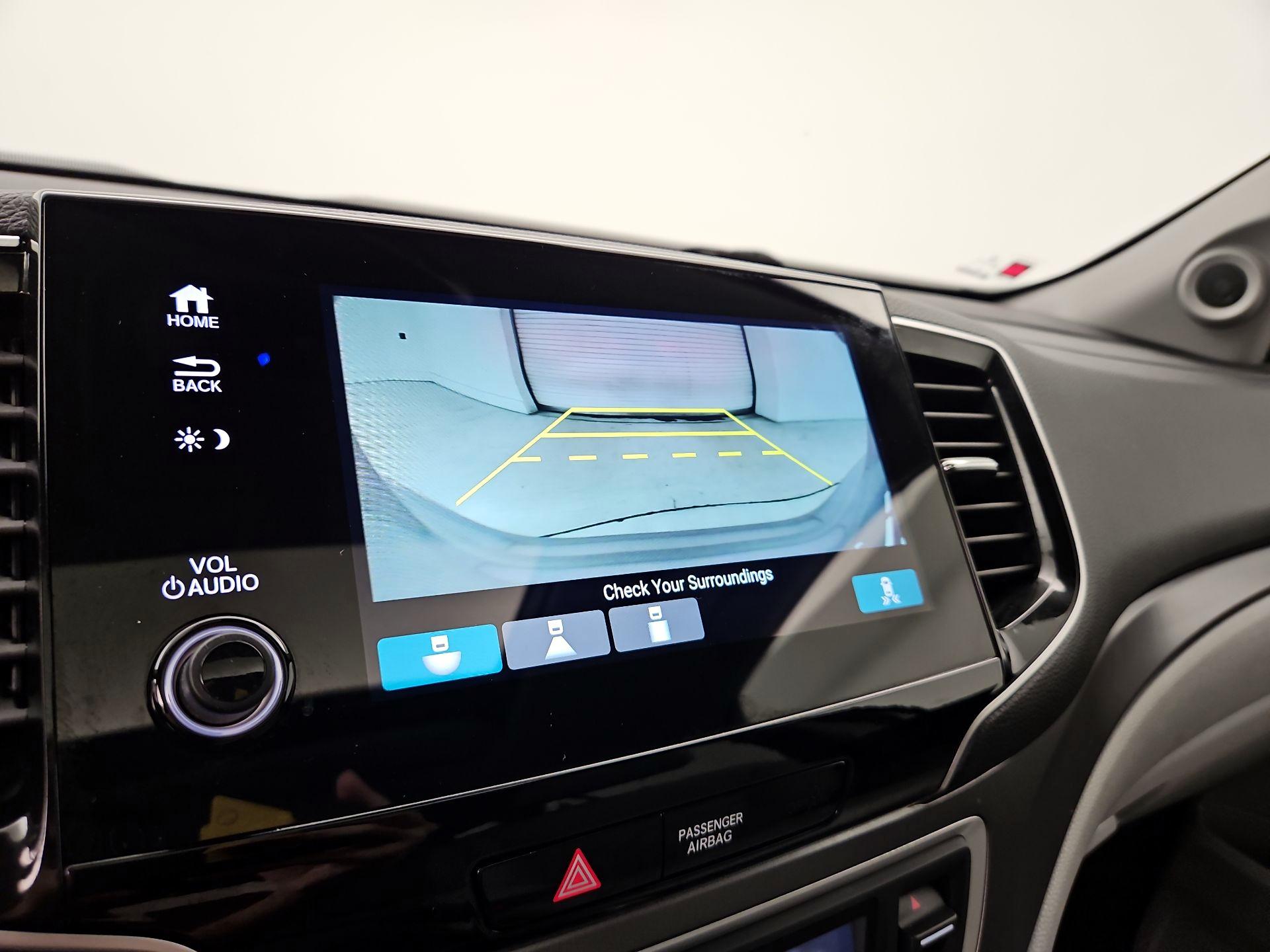 Thumbnail: 2020 Honda Pilot - 14