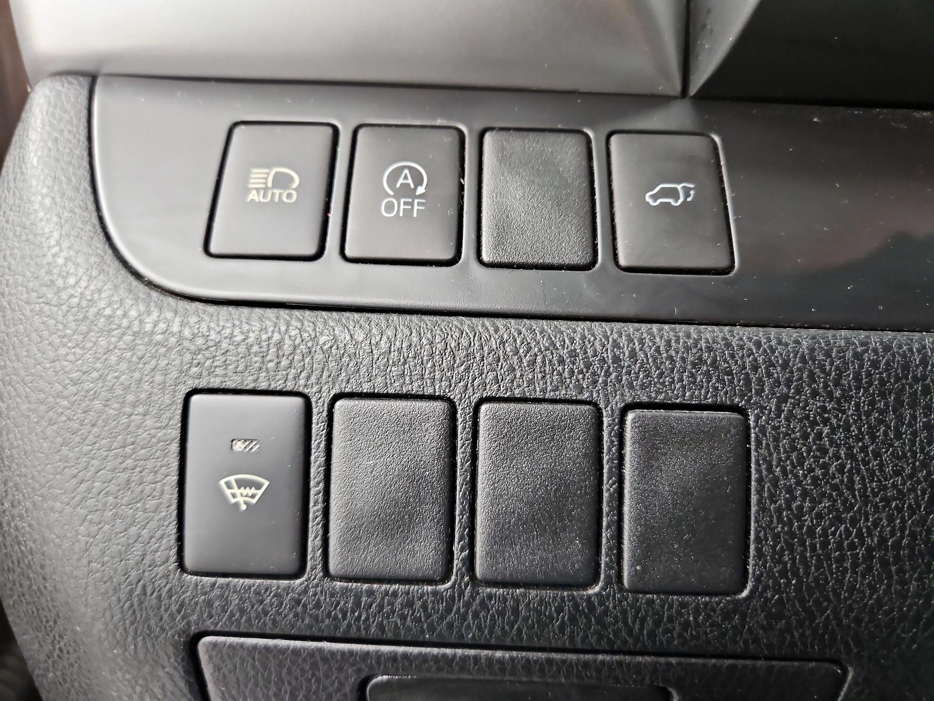 Thumbnail: 2019 Toyota Highlander - 13