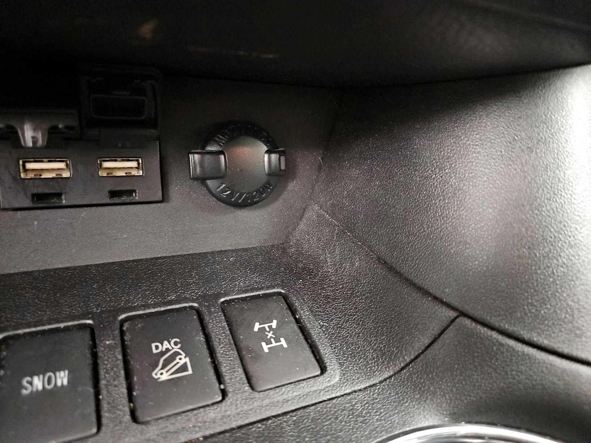Thumbnail: 2019 Toyota Highlander - 18
