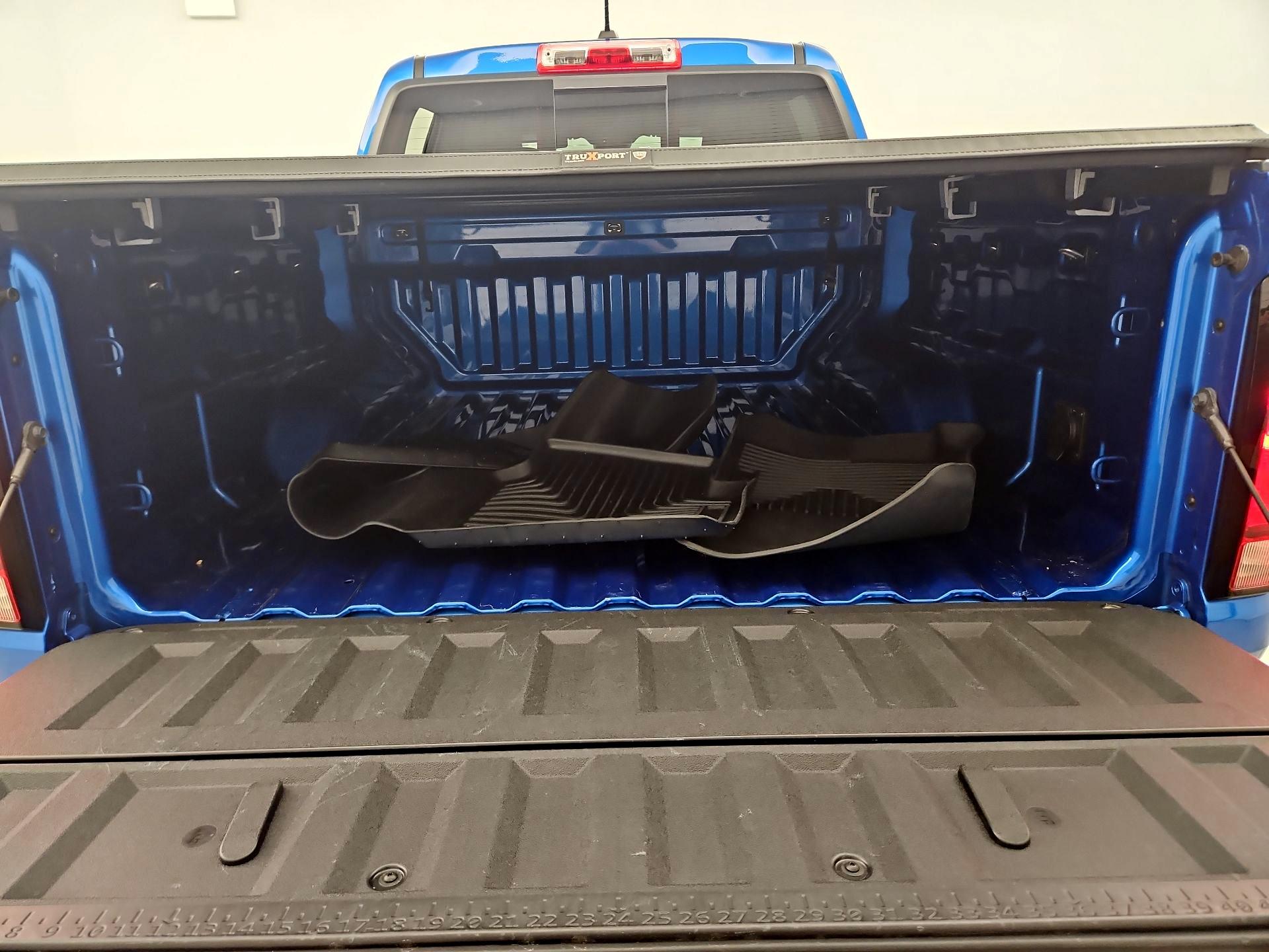 Thumbnail: 2024 Chevrolet Colorado - 20