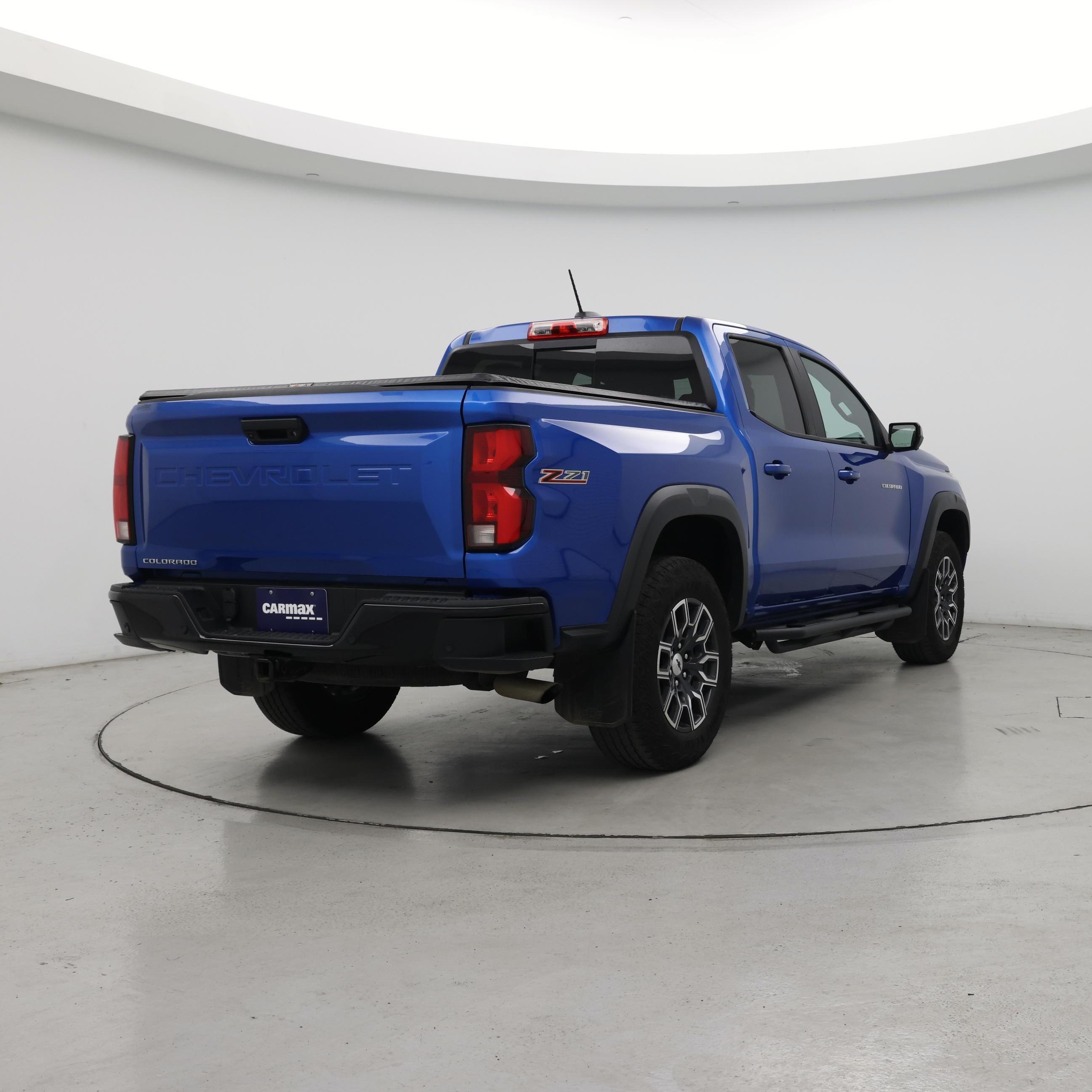 Thumbnail: 2024 Chevrolet Colorado - 8