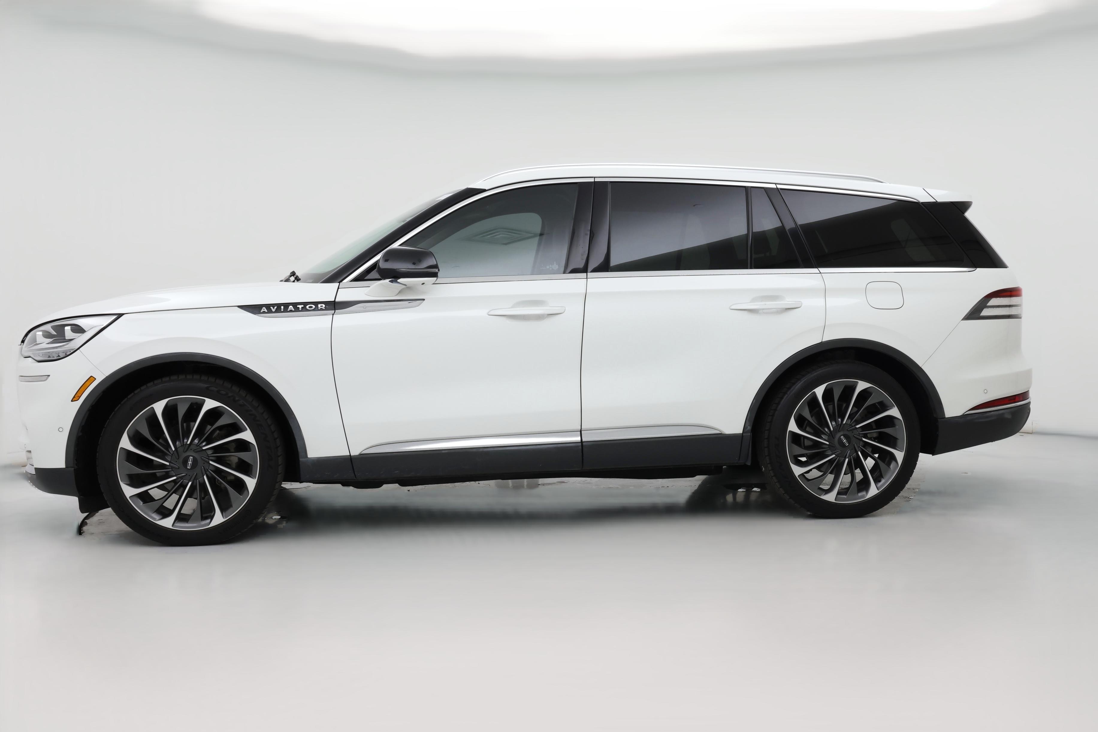 Thumbnail: 2021 Lincoln Aviator - 1