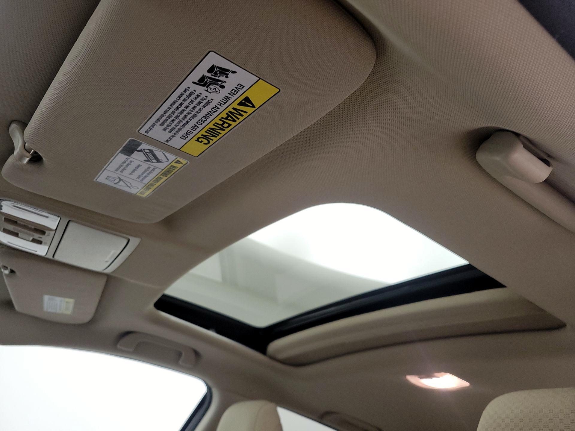 Thumbnail: 2015 Honda CR-V - 19
