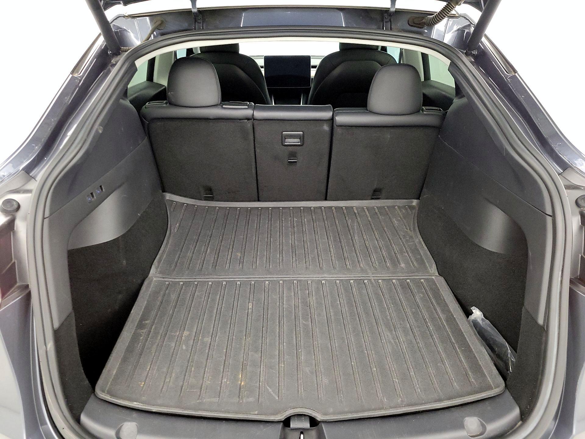 Thumbnail: 2020 Tesla Model Y - 20