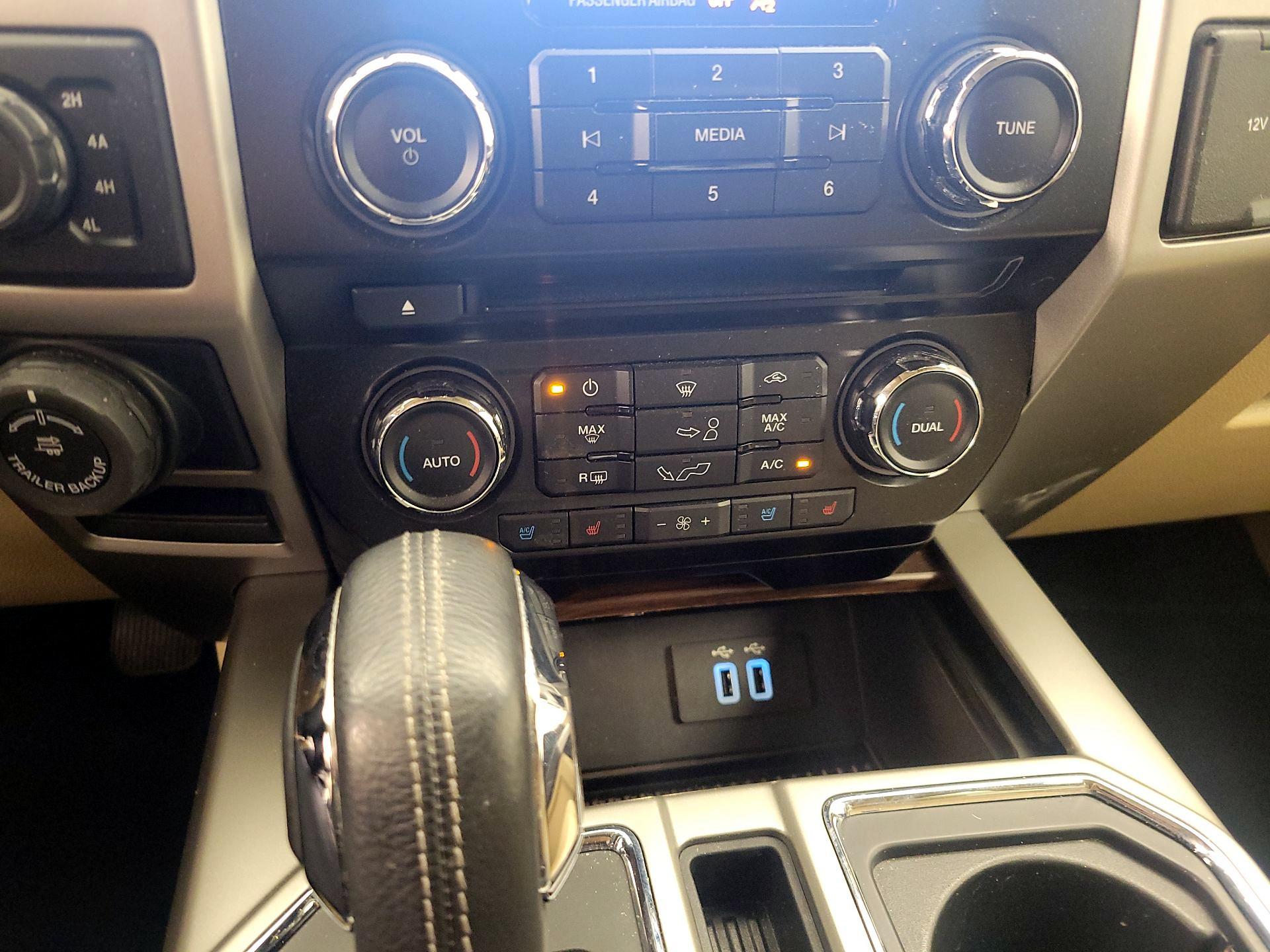 Thumbnail: 2016 Ford F-150 - 17