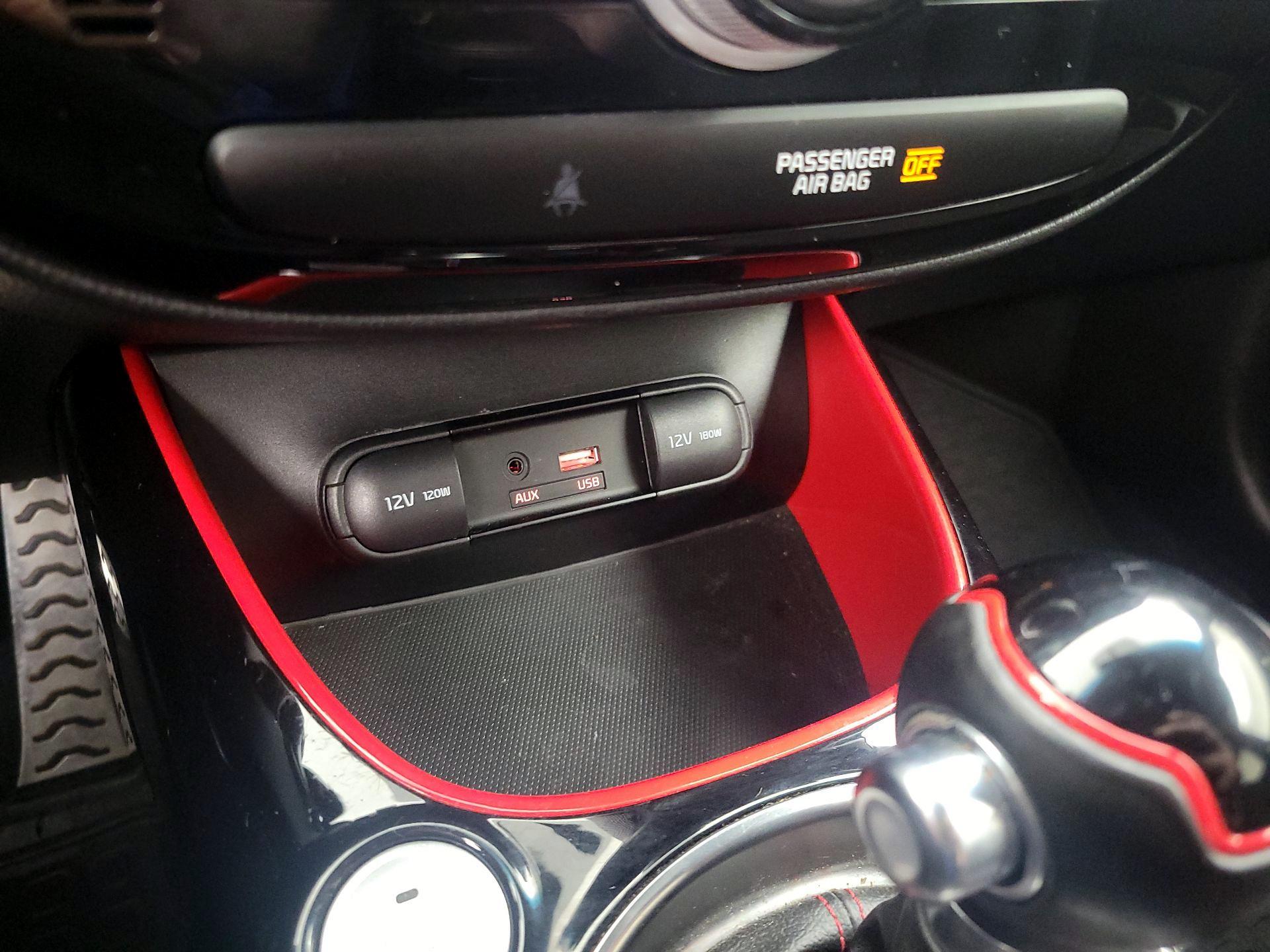 Thumbnail: 2018 Kia Soul - 18