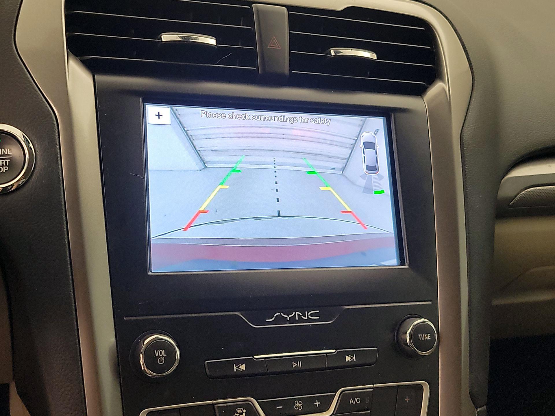 Thumbnail: 2019 Ford Fusion - 15