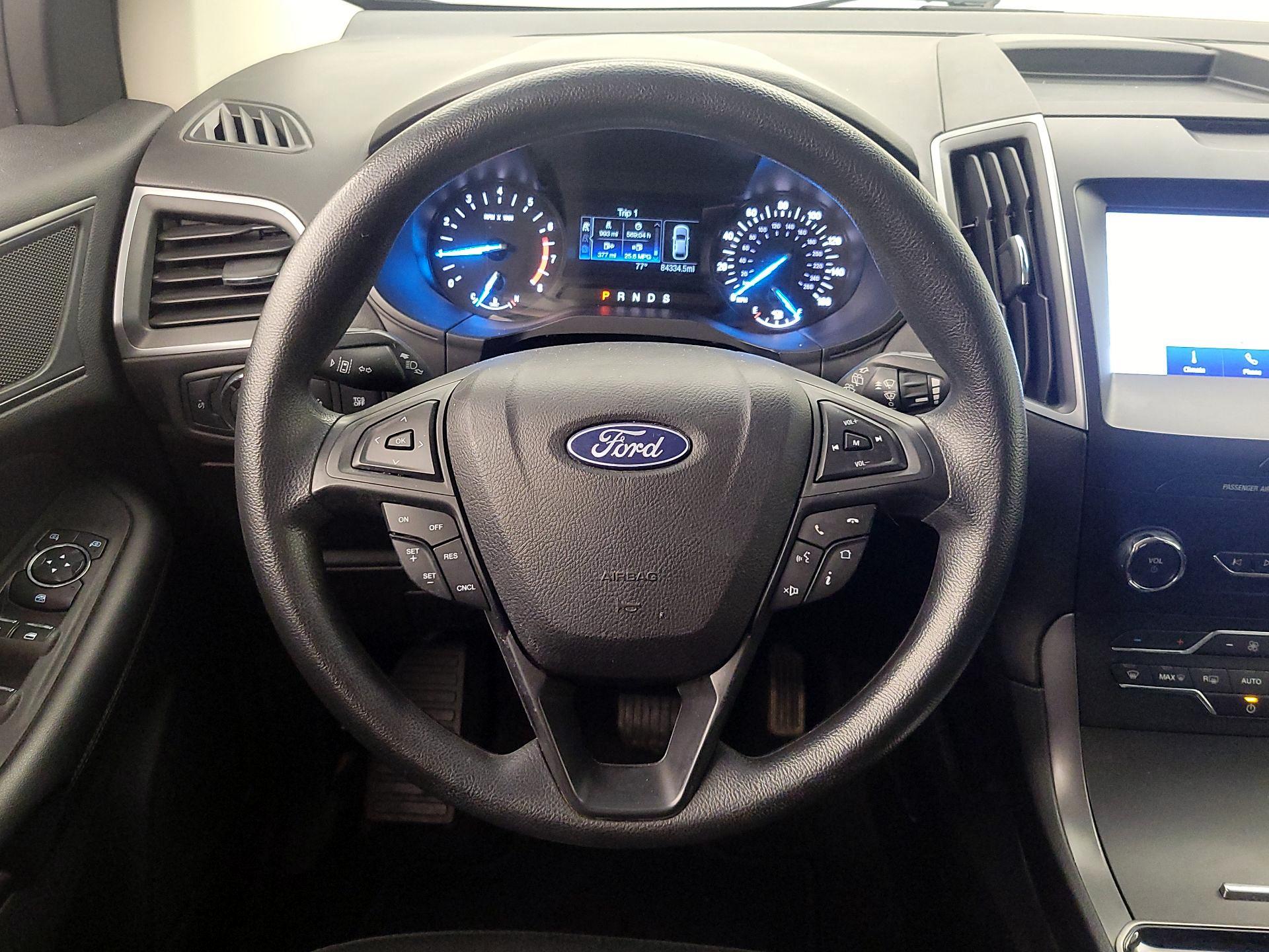 Thumbnail: 2020 Ford Edge - 10