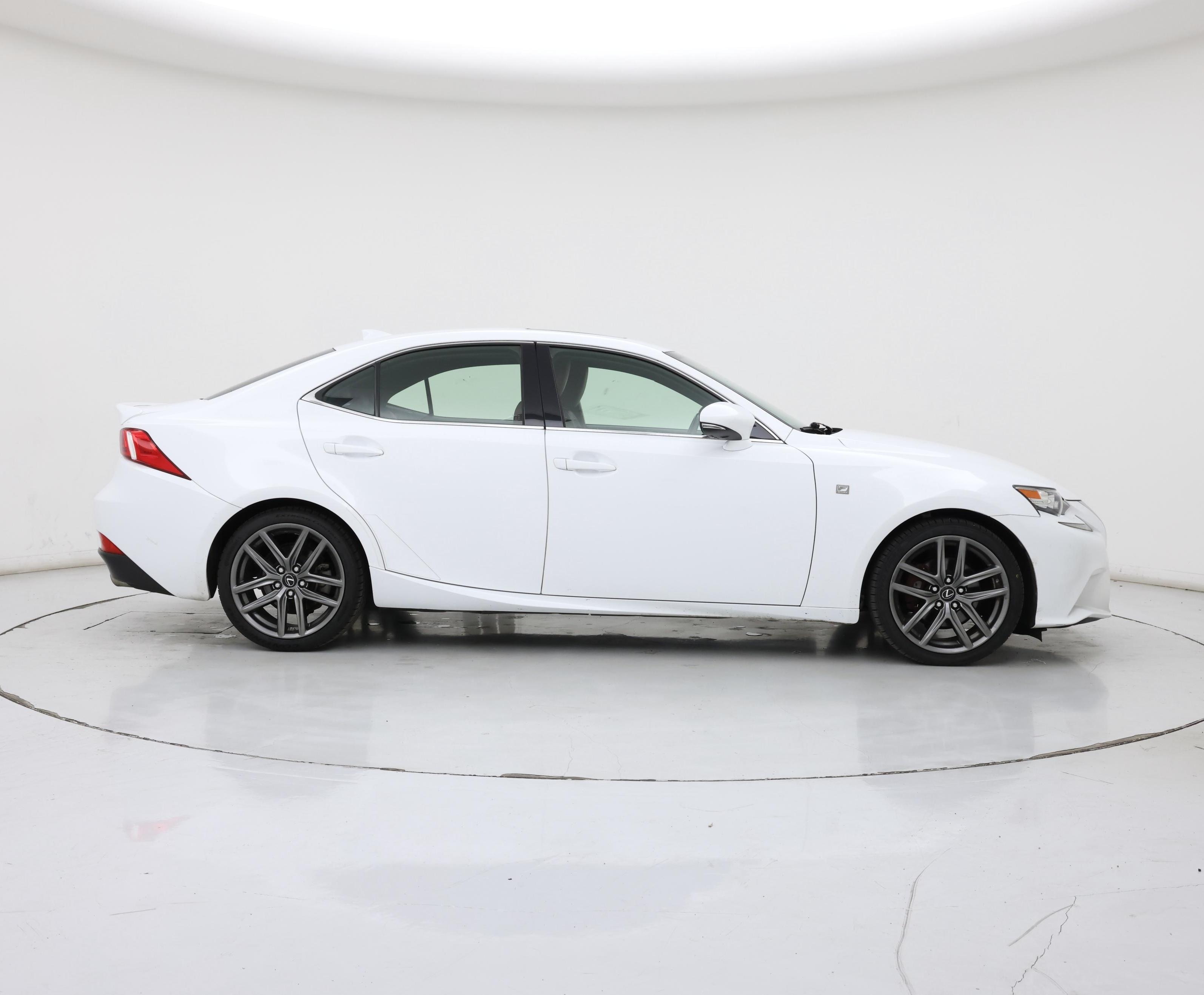Thumbnail: 2015 Lexus IS - 7