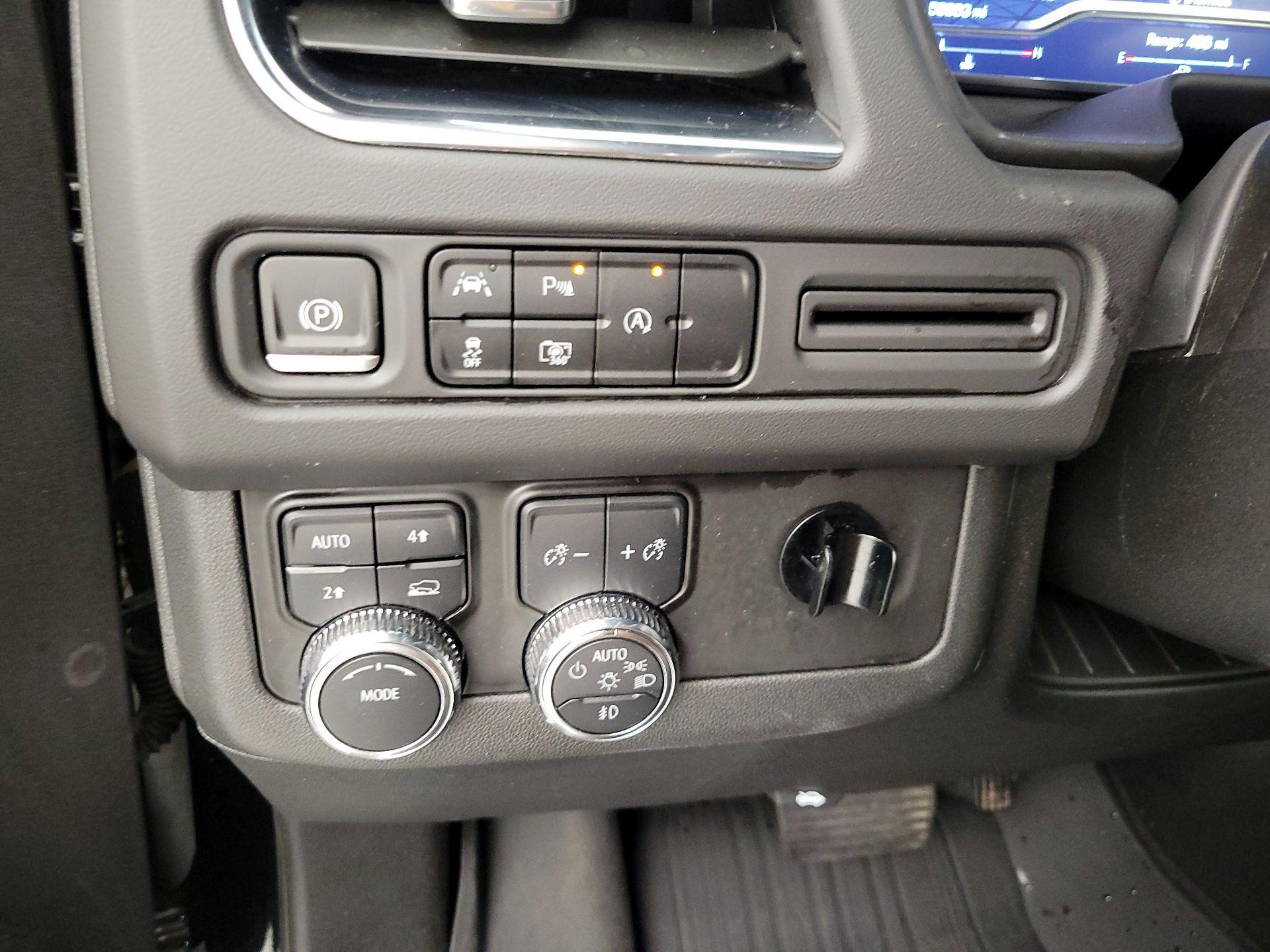 Thumbnail: 2023 GMC Yukon XL - 13