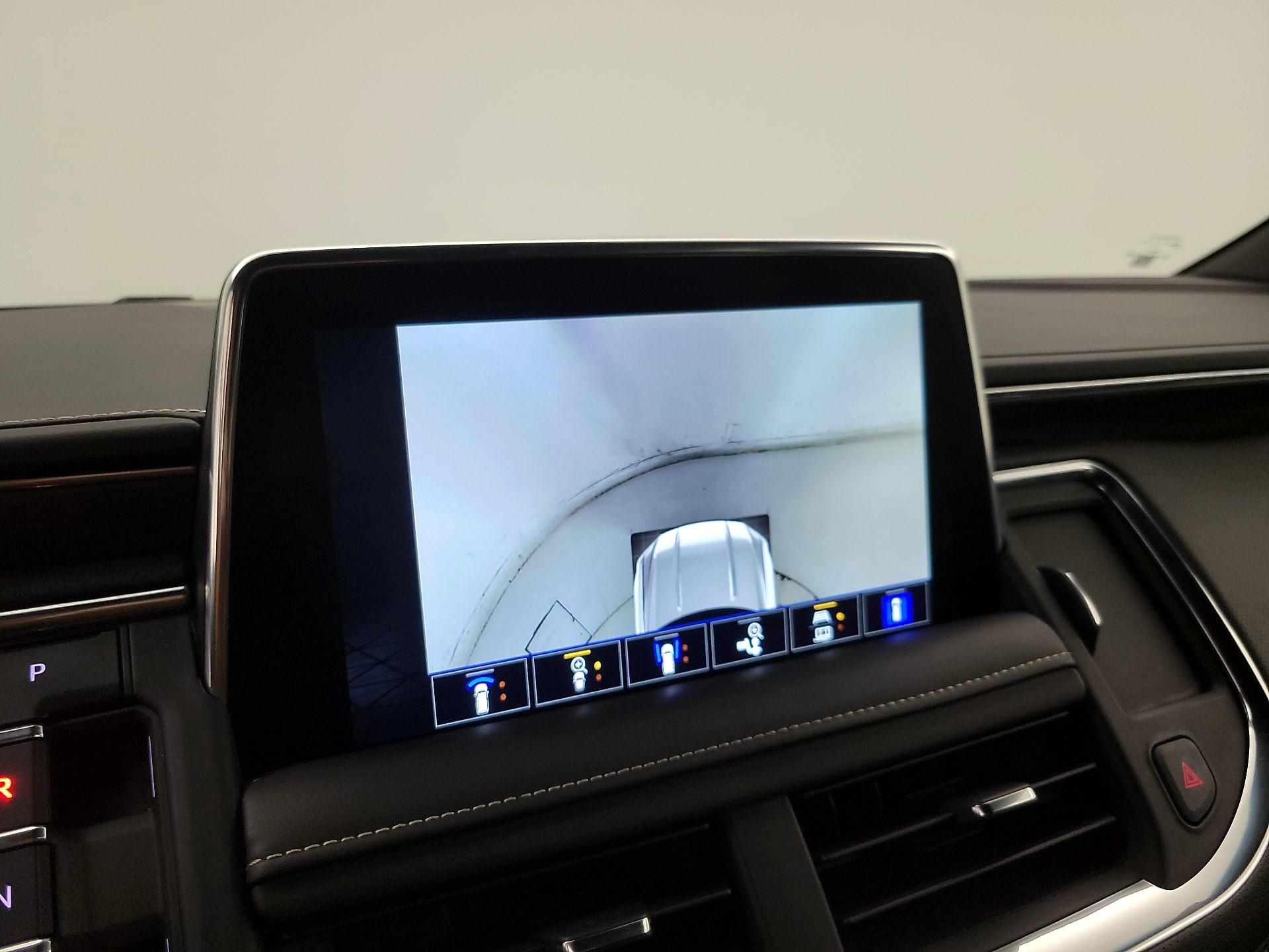 Thumbnail: 2023 GMC Yukon XL - 14