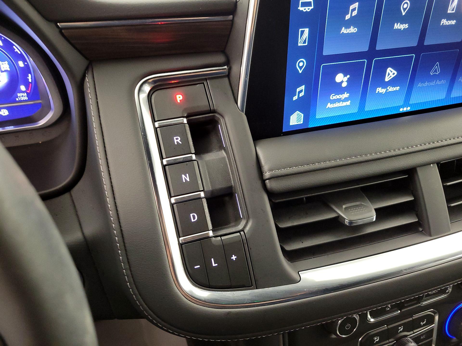 Thumbnail: 2023 Chevrolet Tahoe - 17