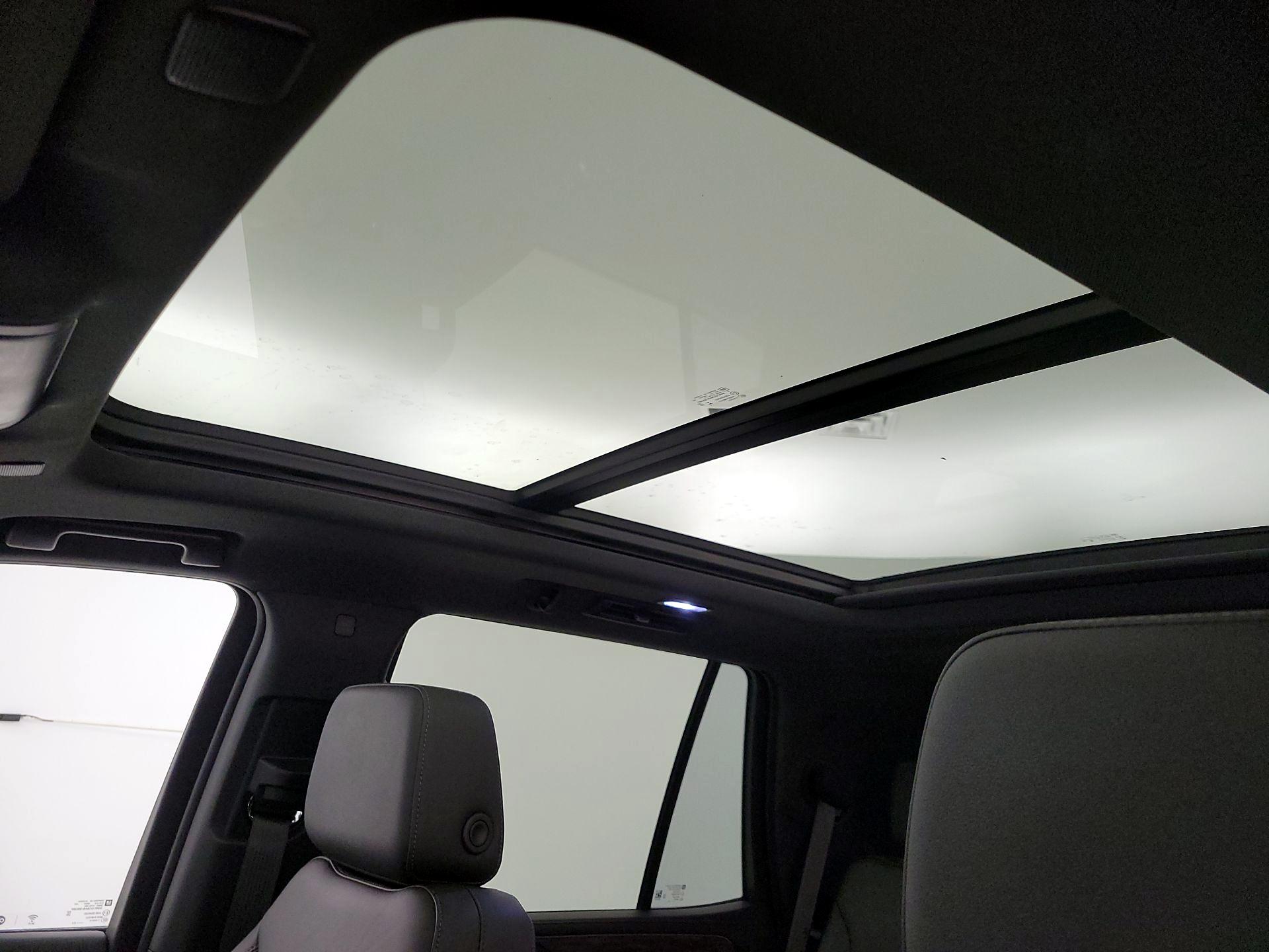 Thumbnail: 2023 Chevrolet Tahoe - 19