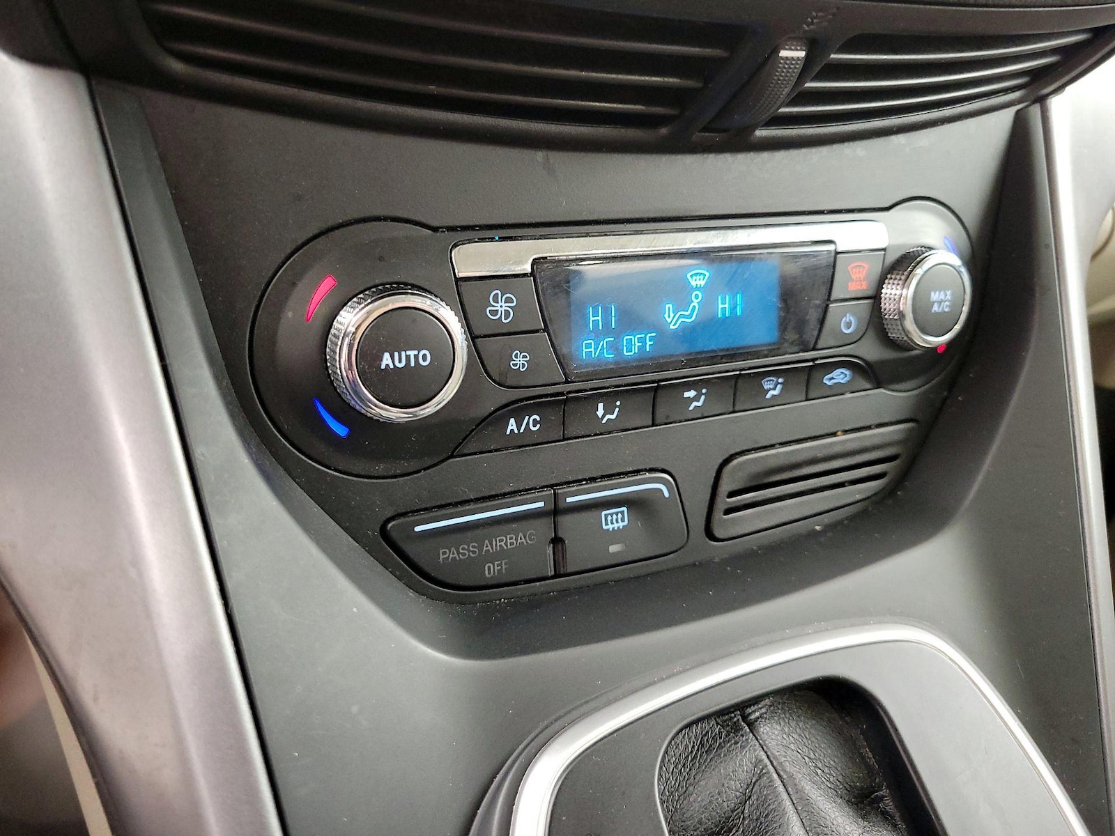 2014 Ford Escape SE - Photo 16