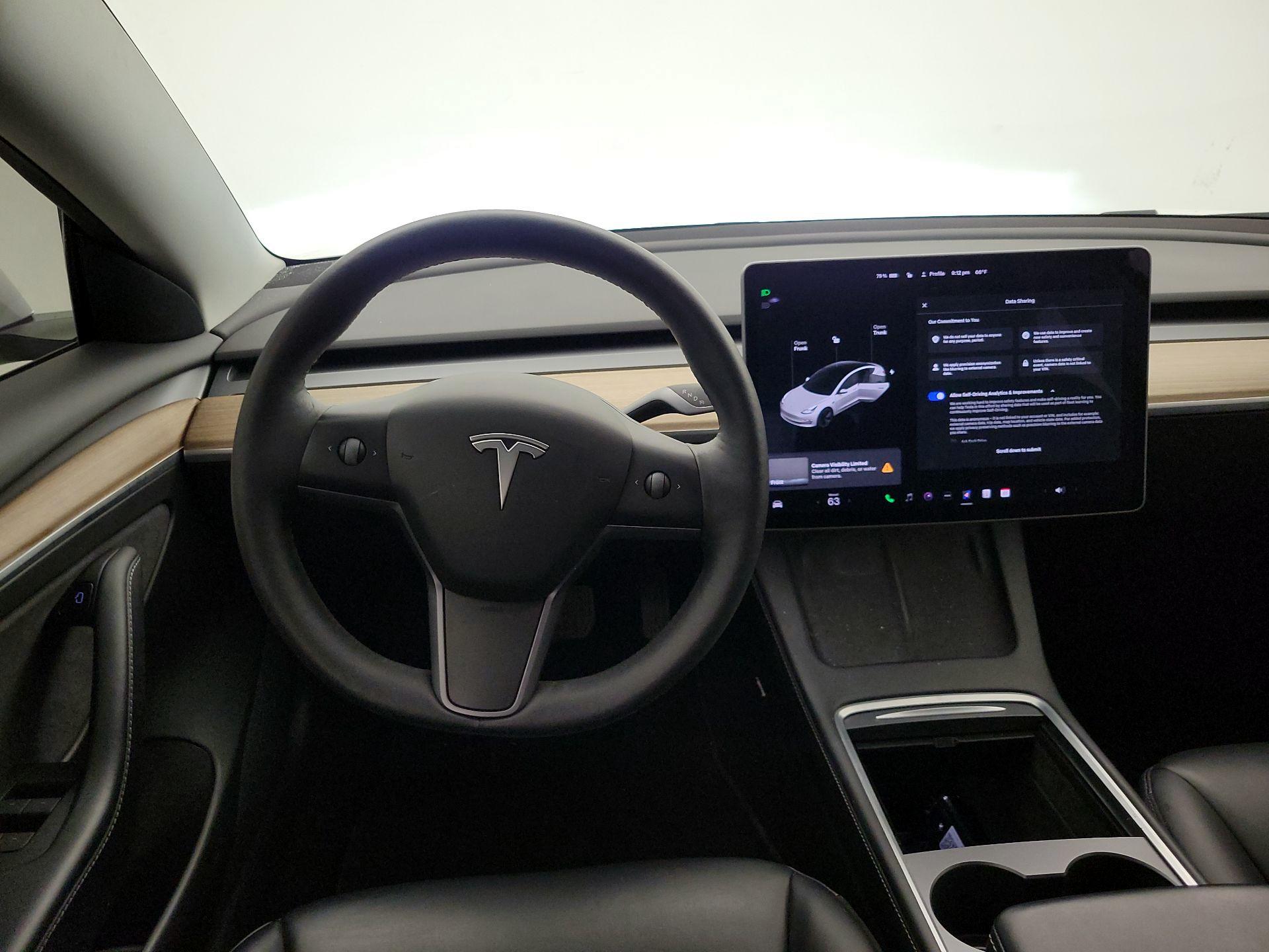 Thumbnail: 2021 Tesla Model 3 - 10