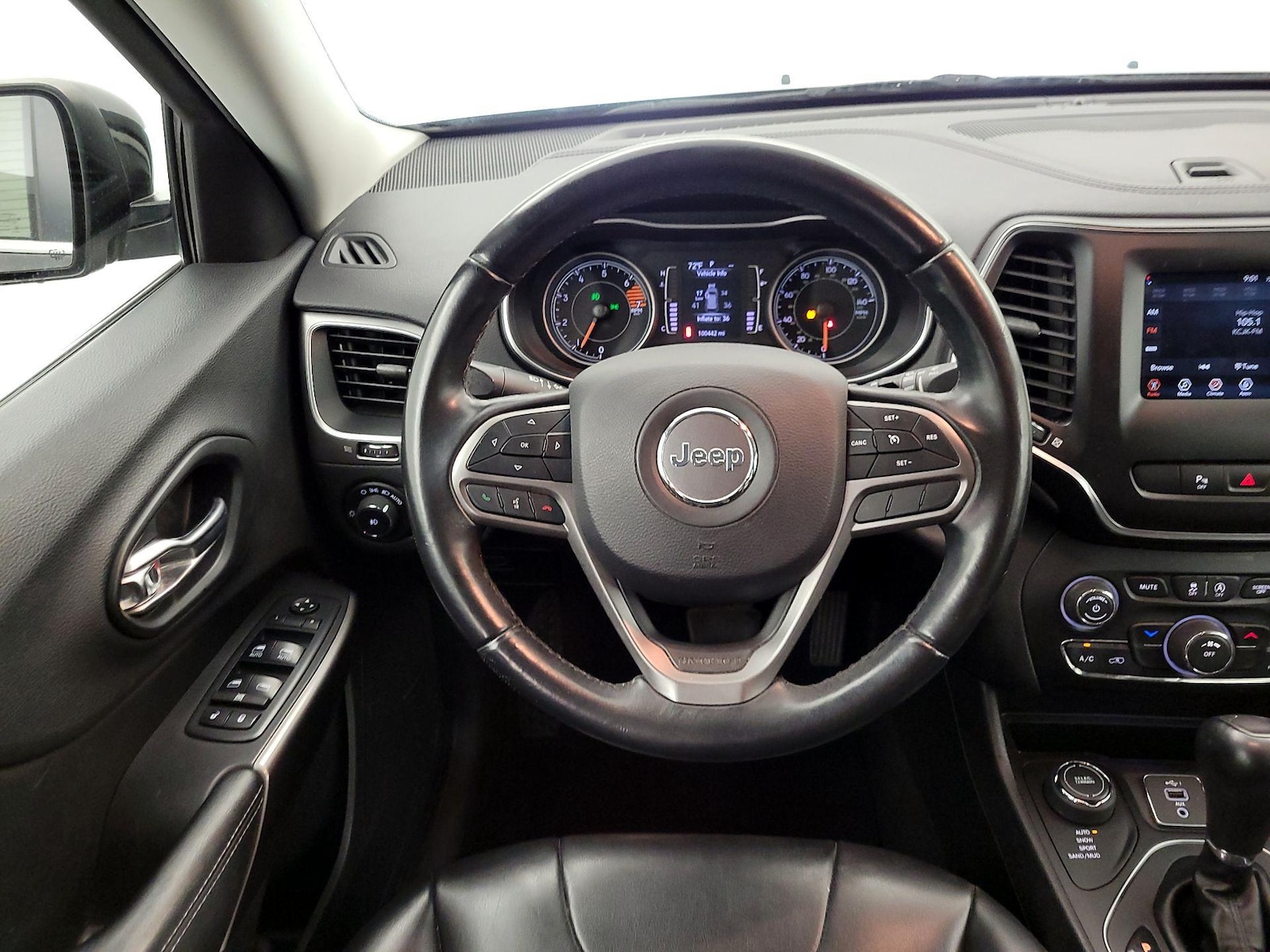 2019 Jeep Cherokee Latitude Plus - Photo 11