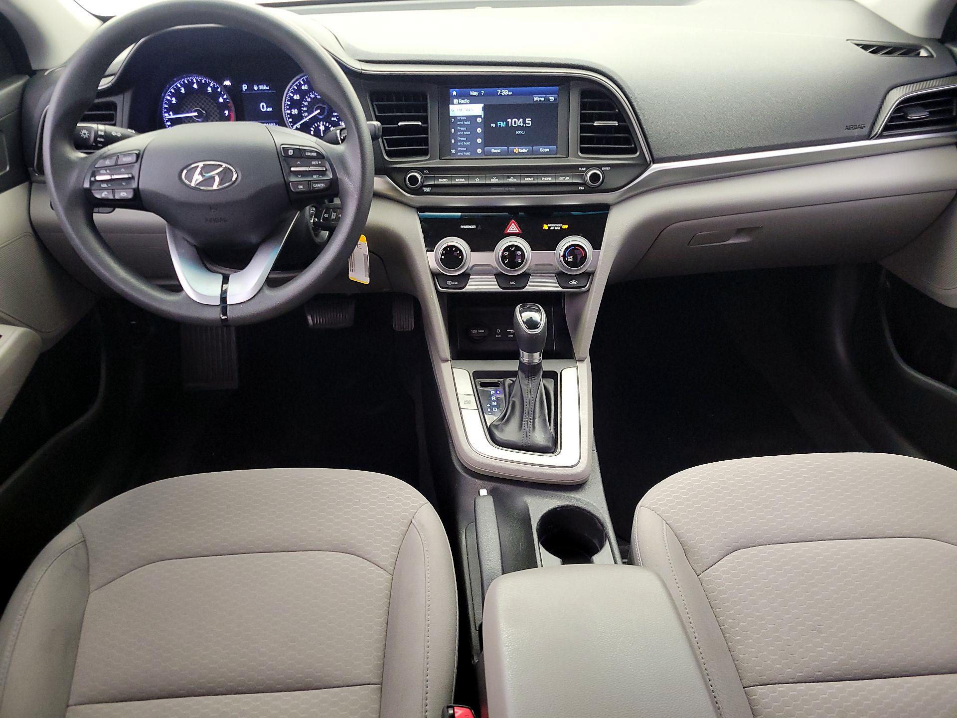 Thumbnail: 2019 Hyundai Elantra - 9