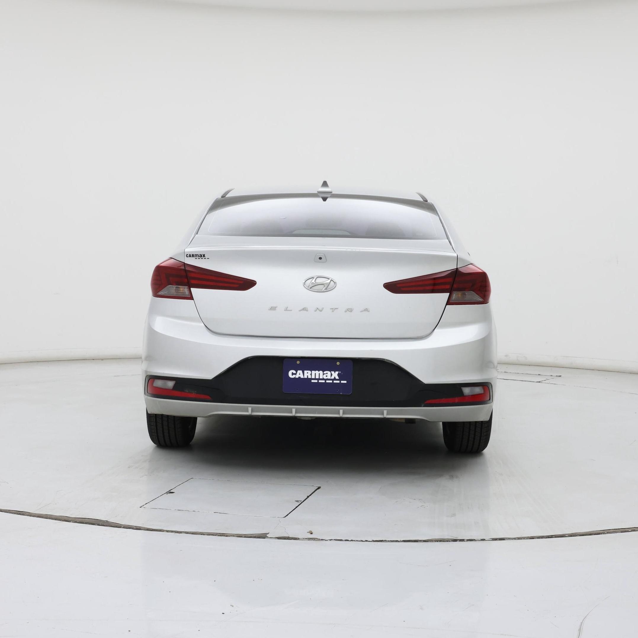 Thumbnail: 2019 Hyundai Elantra - 6
