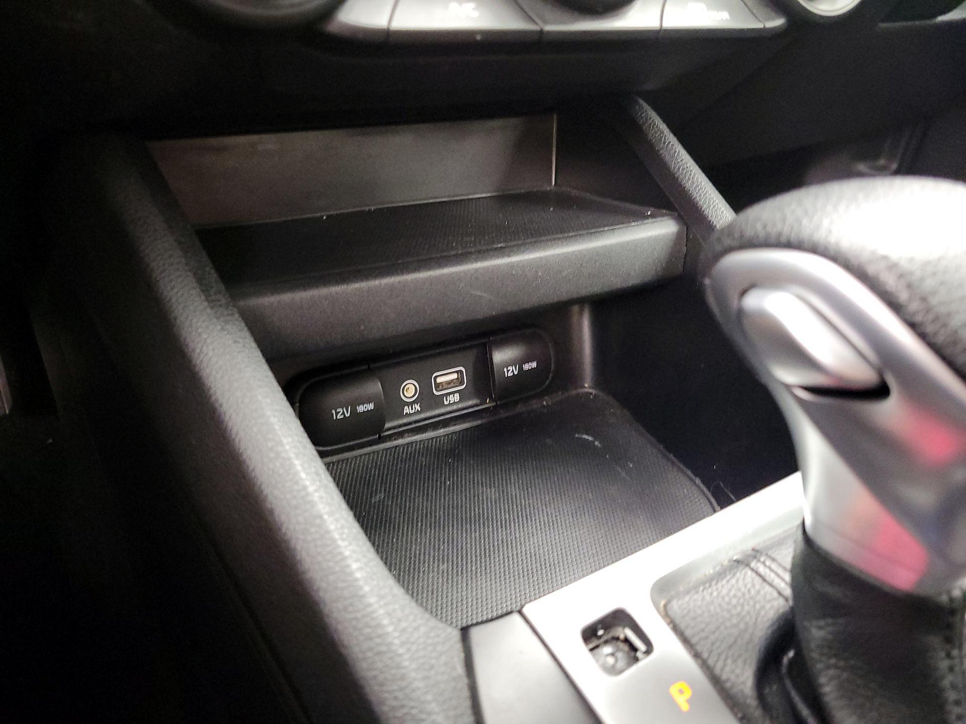 Thumbnail: 2021 Kia Forte - 18