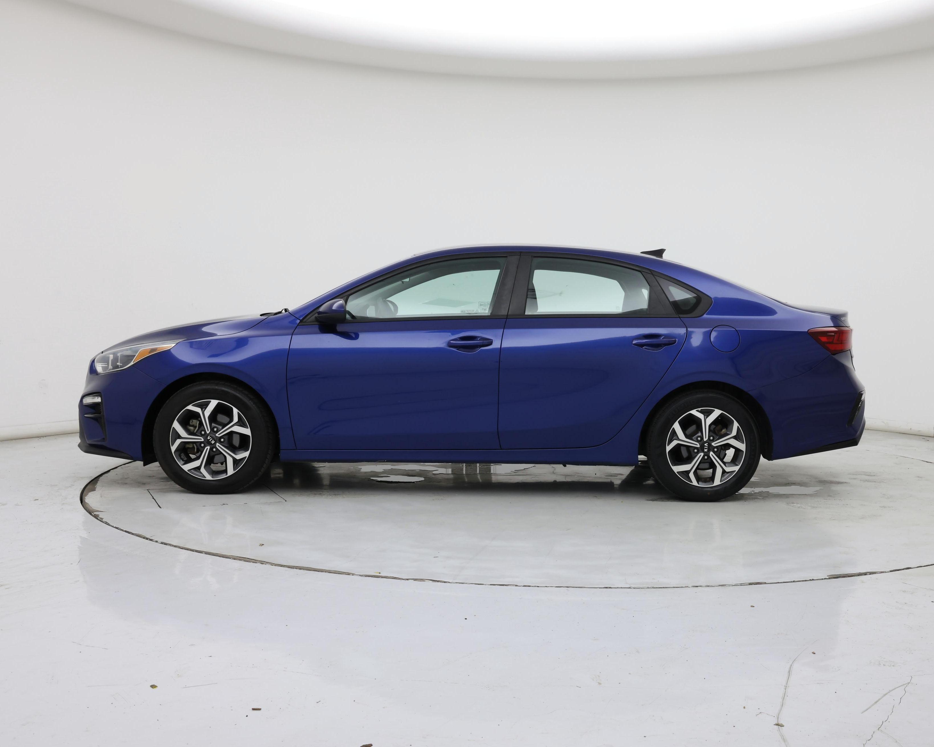 Thumbnail: 2021 Kia Forte - 3