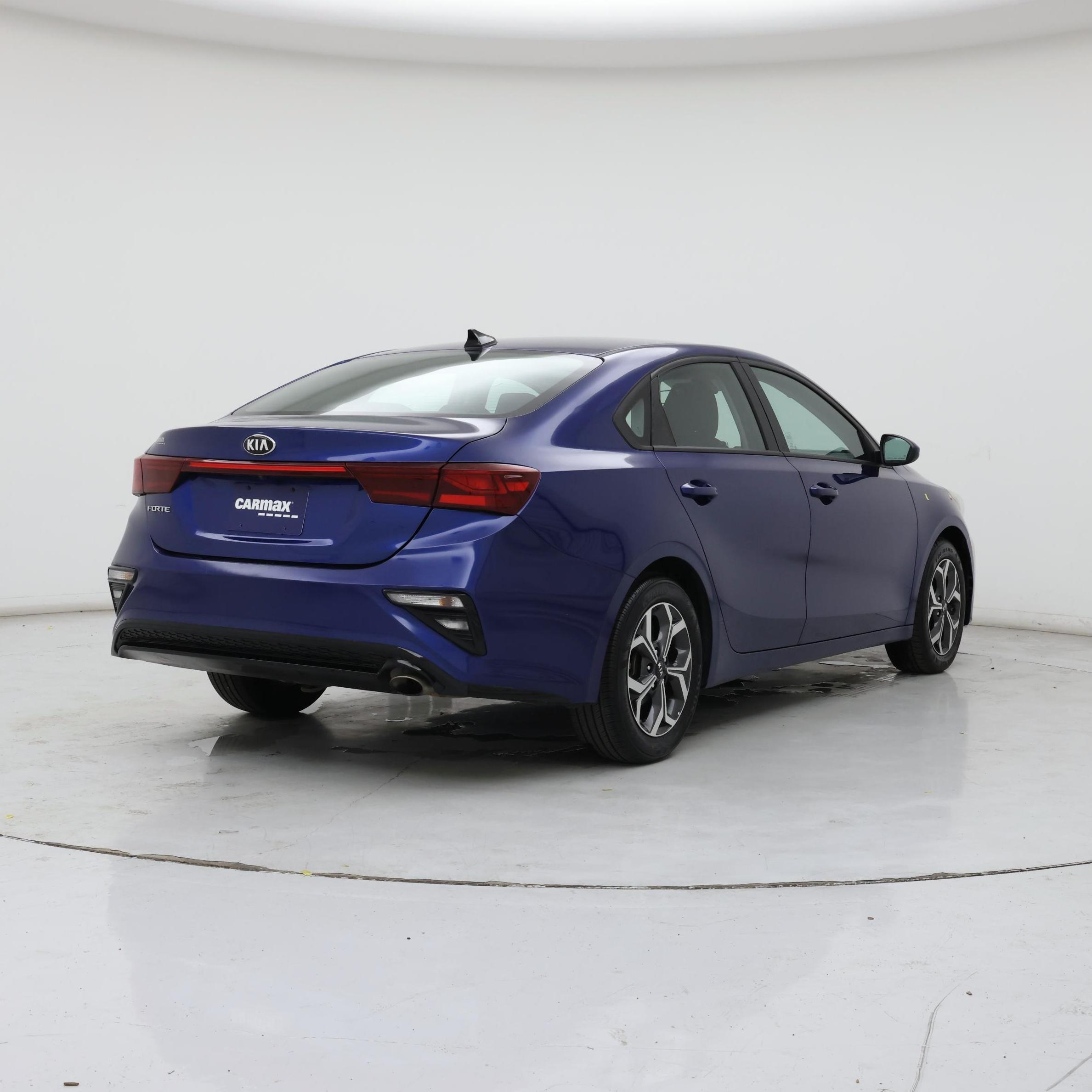 Thumbnail: 2021 Kia Forte - 8